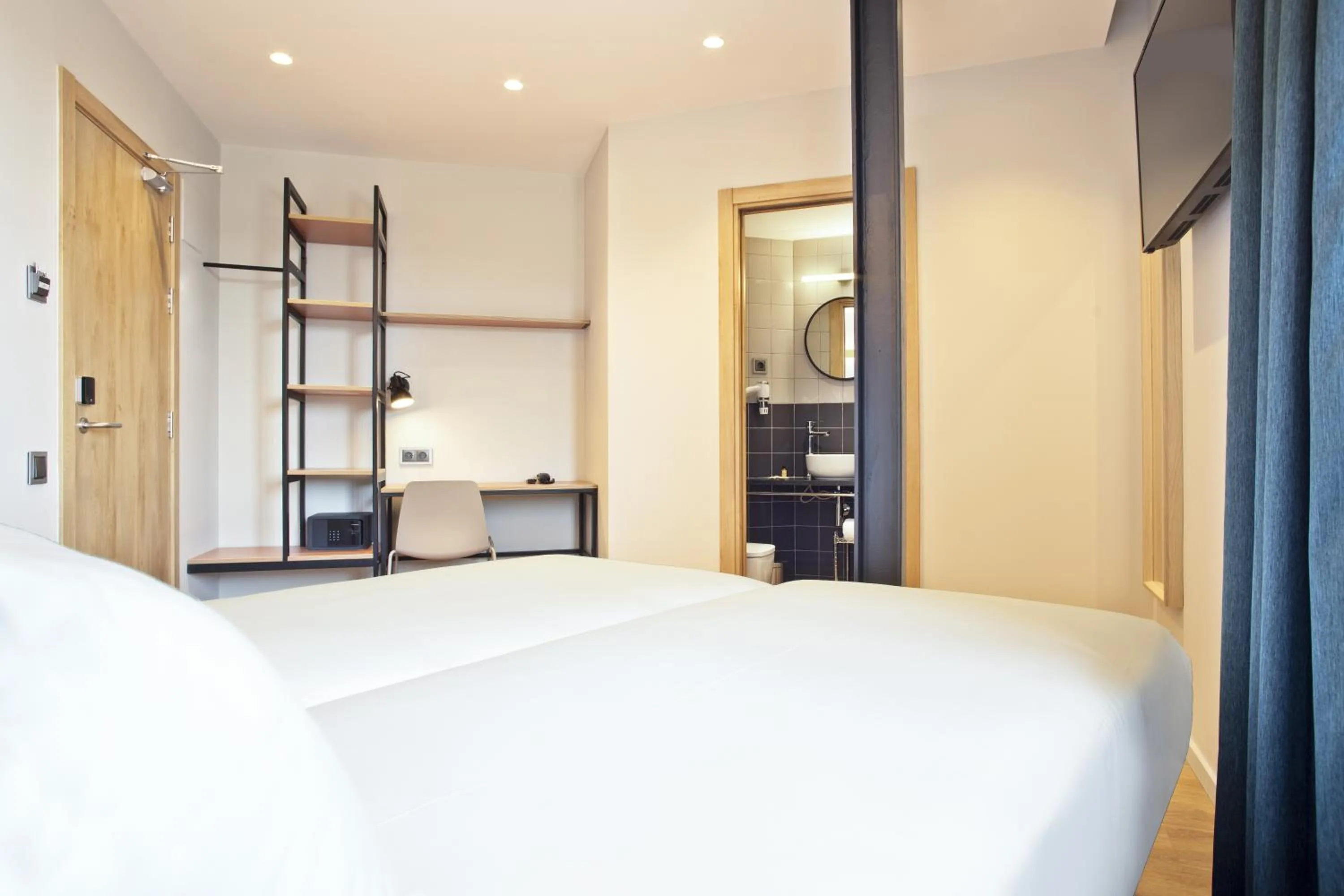 Bed in Hotel Brick Barcelona