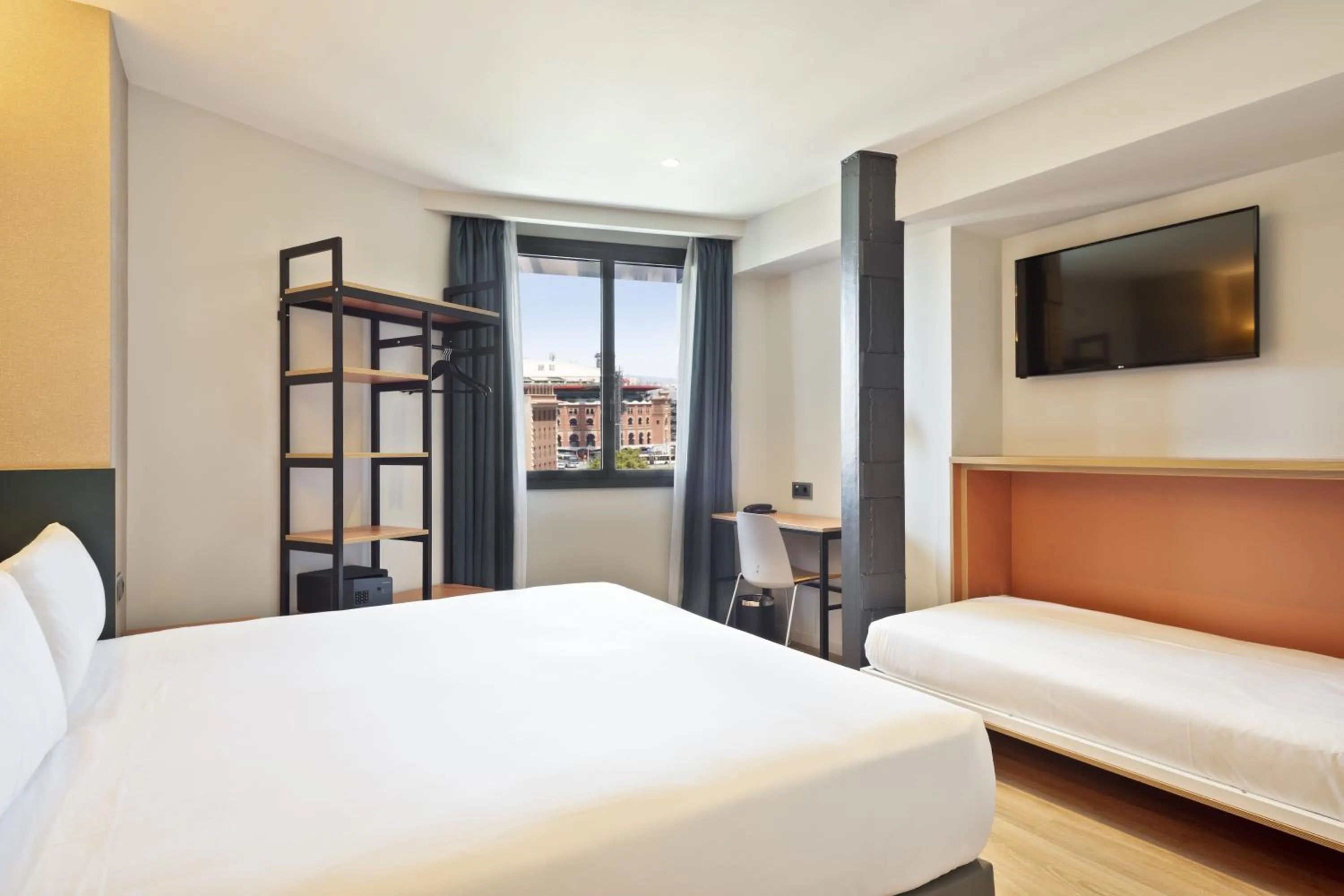 Bed in Hotel Brick Barcelona