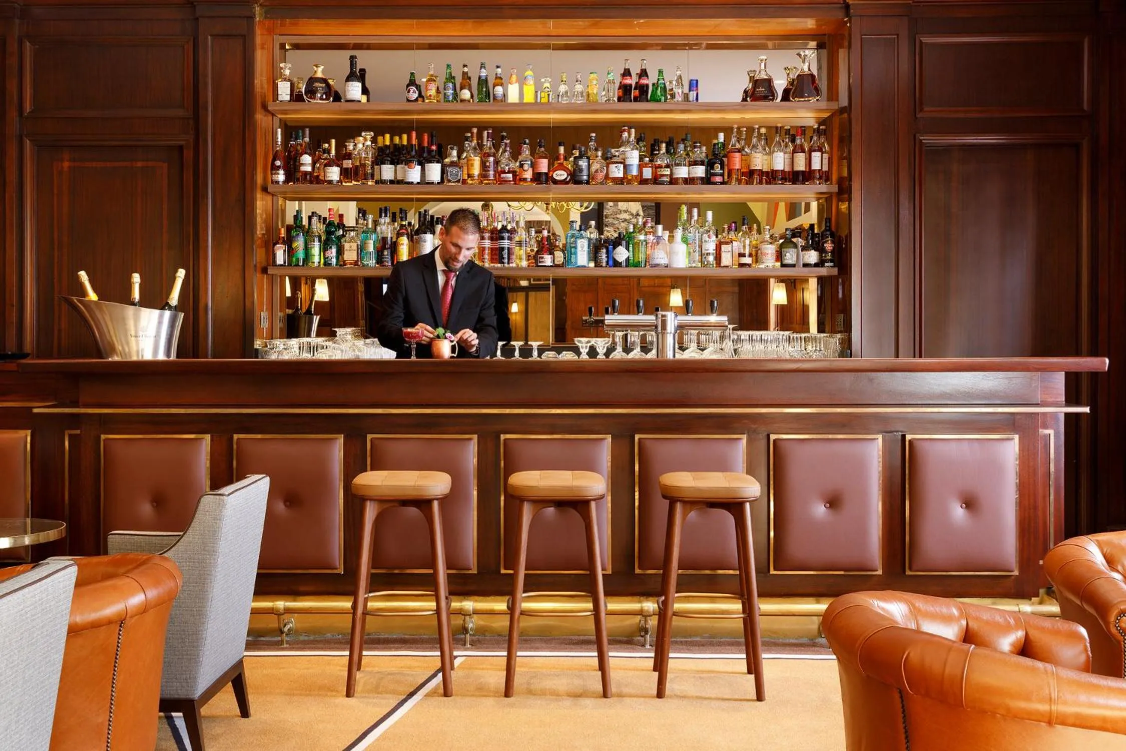 Staff in Hôtel Barrière Le Westminster