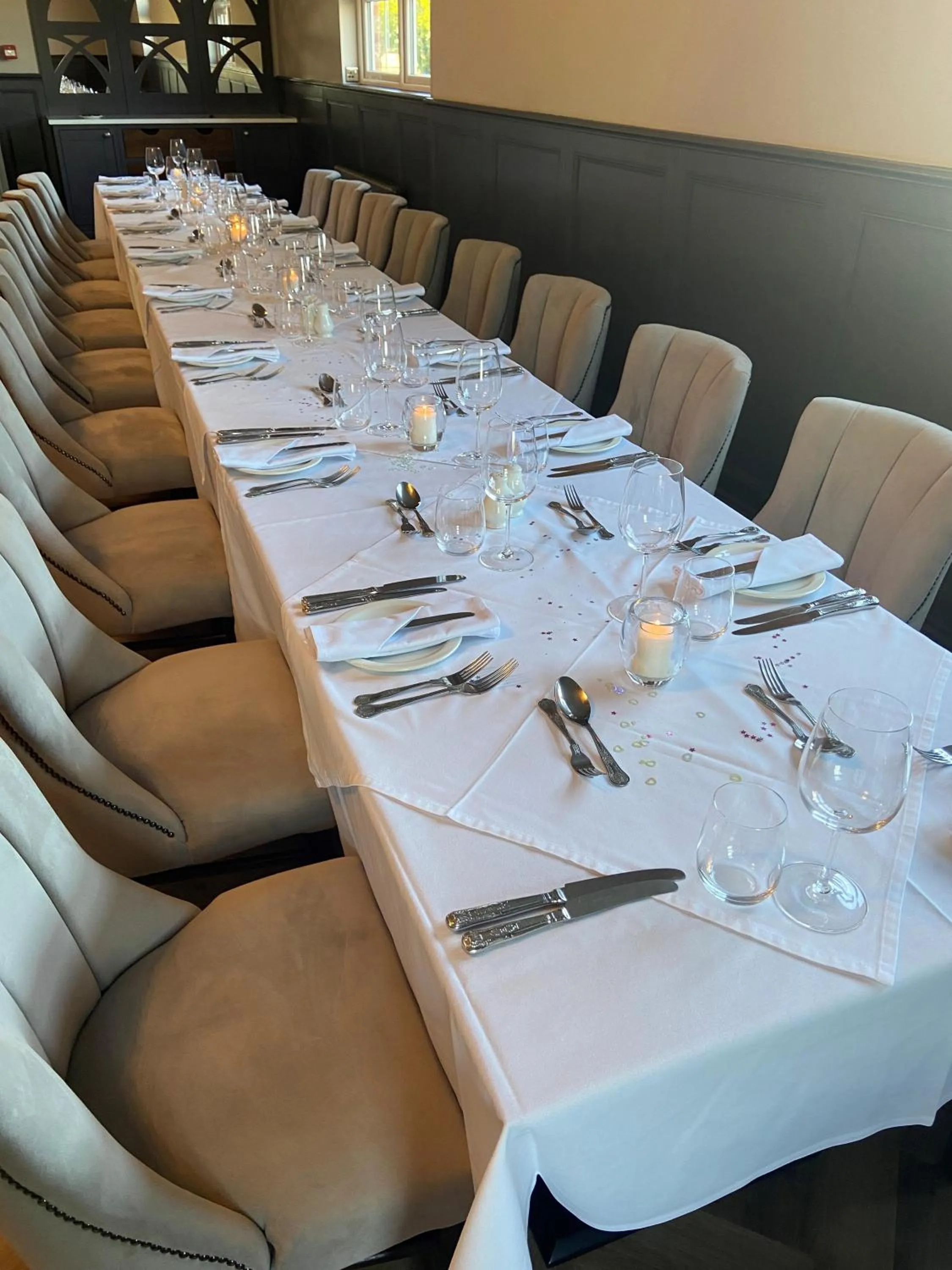 Dinner in Loftsome Bridge Hotel