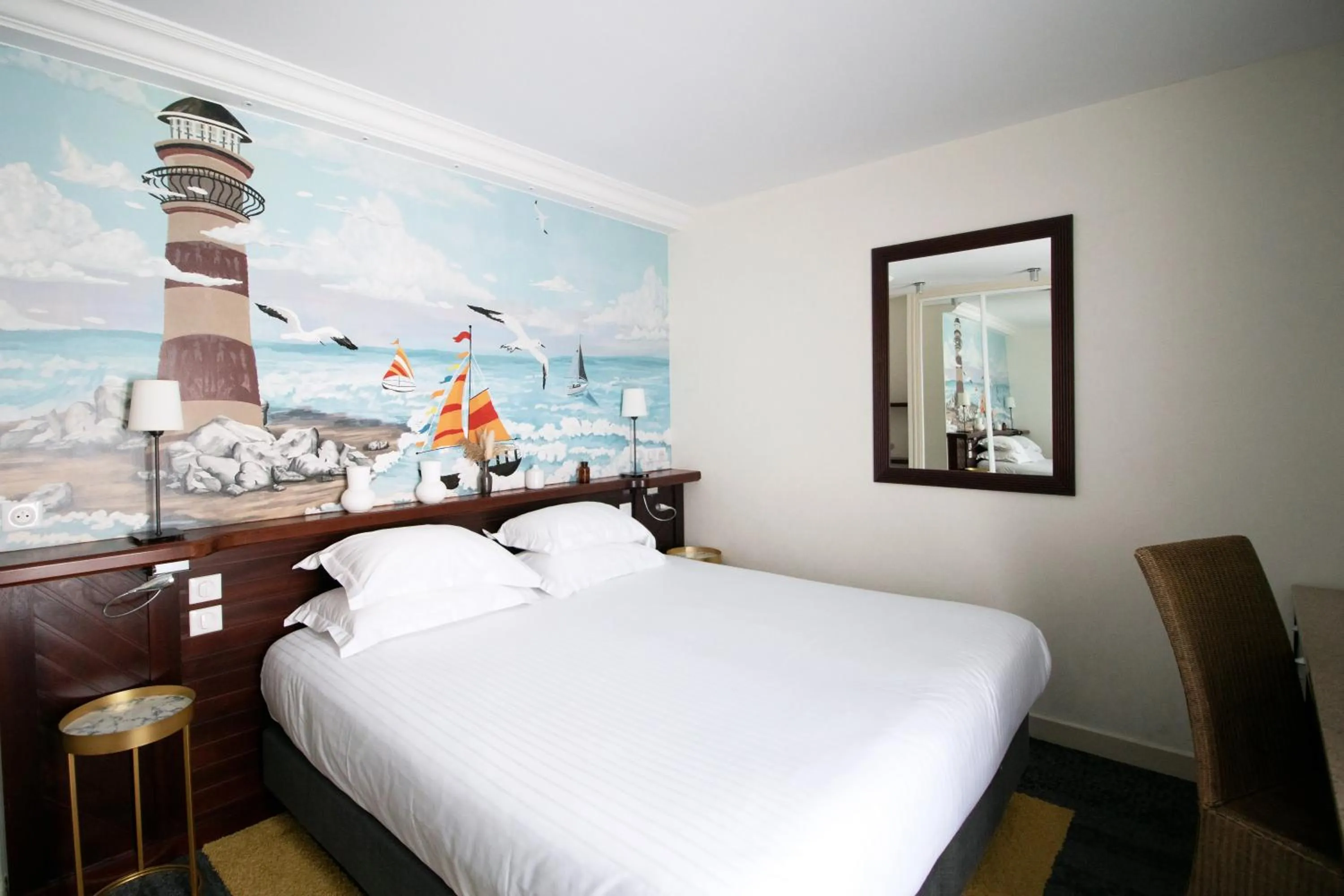 Bedroom, Bed in Hôtel La Villefromoy