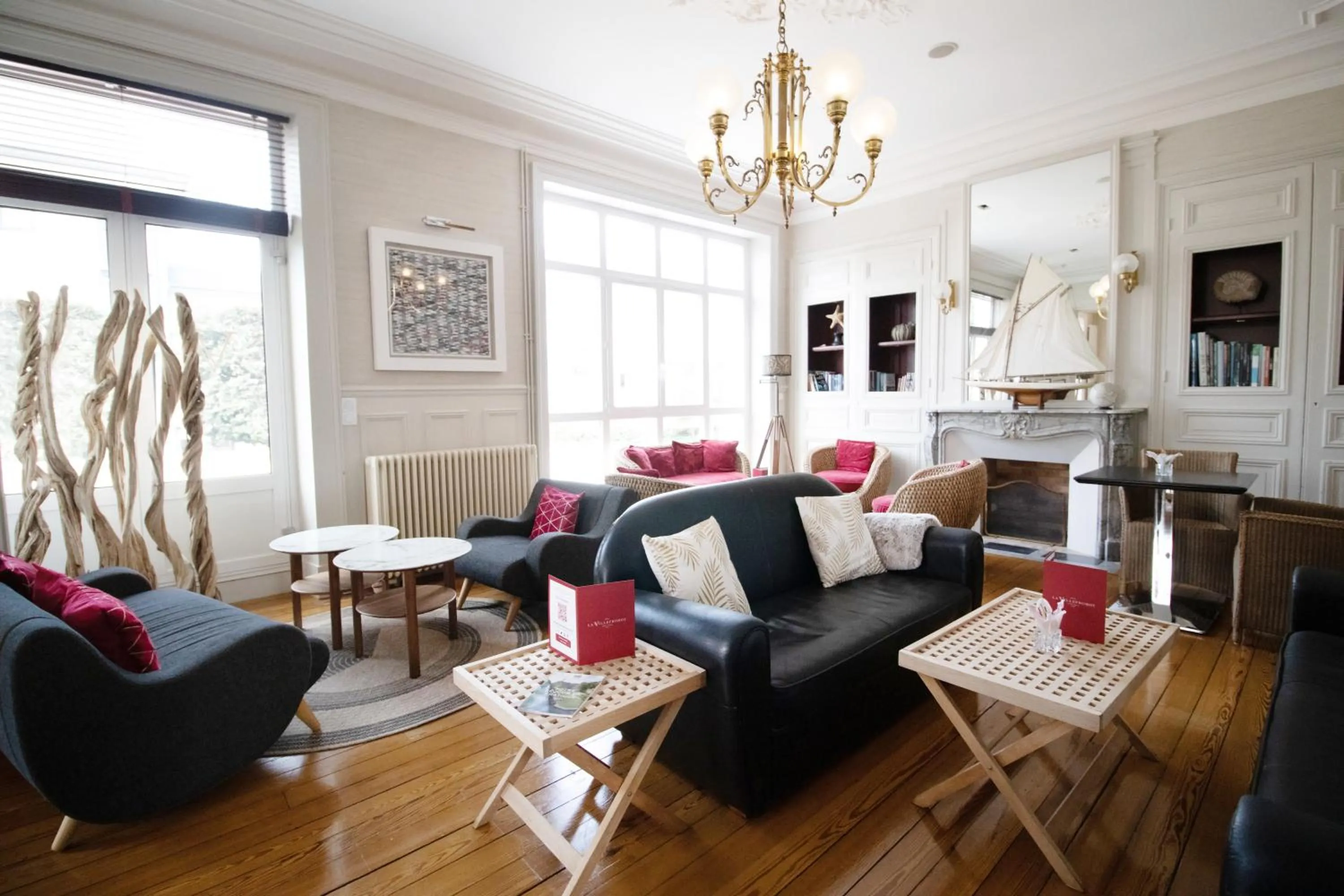 TV and multimedia in Hôtel La Villefromoy