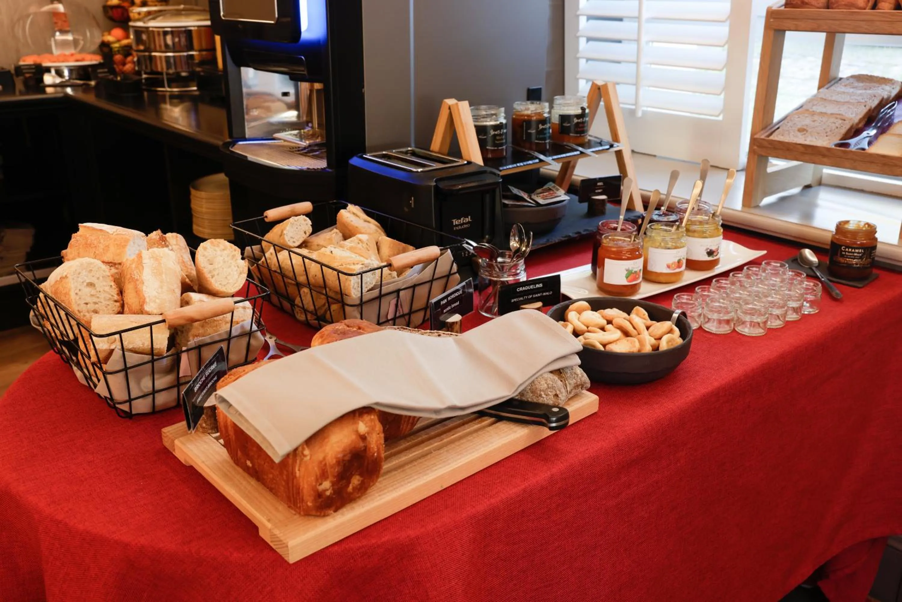 Food and drinks in Hôtel La Villefromoy