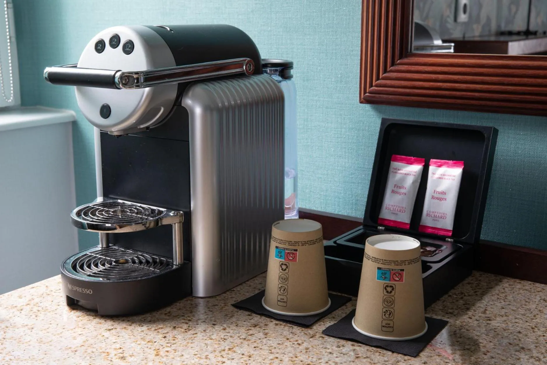 Coffee/tea facilities in Hôtel La Villefromoy