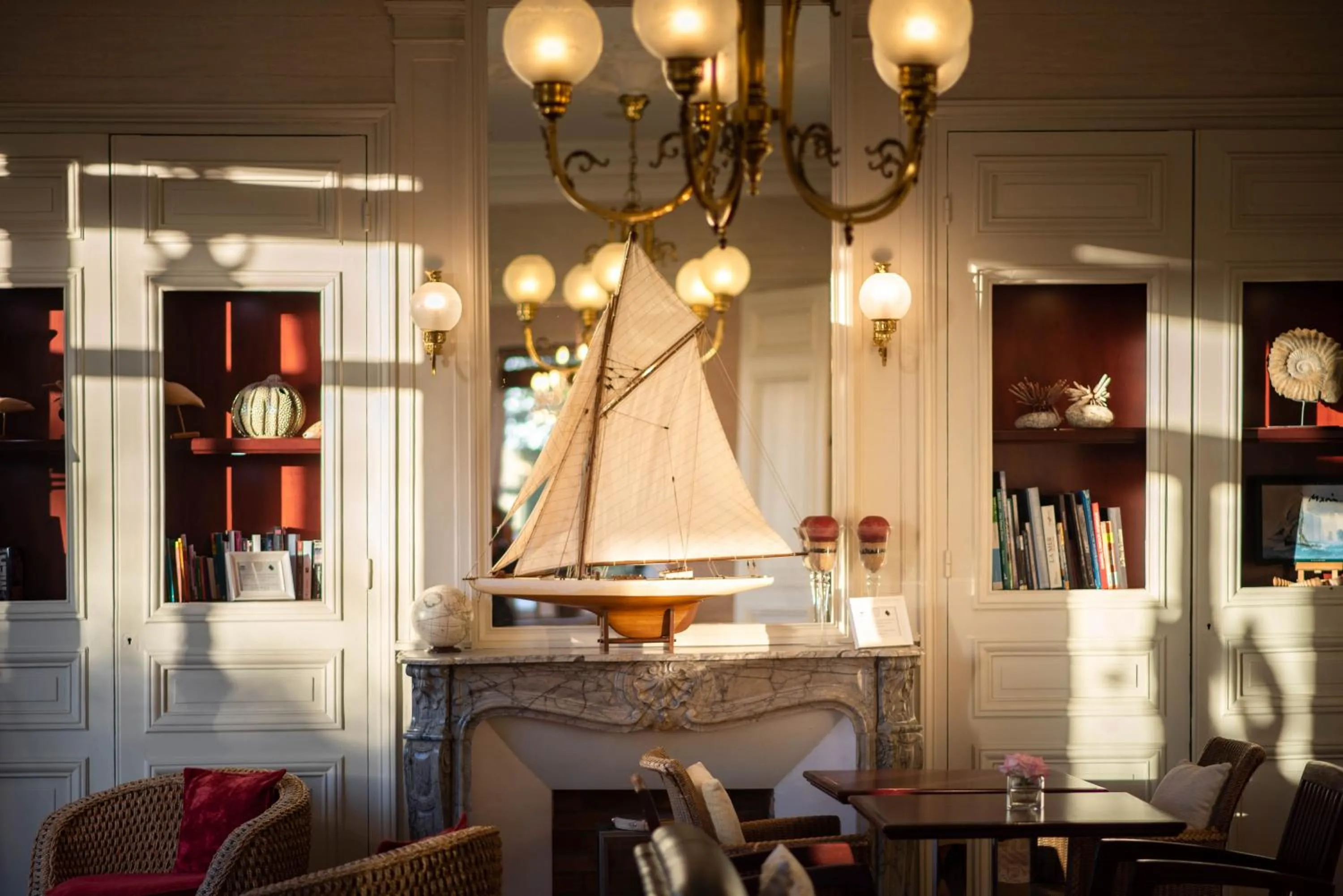 Library in Hôtel La Villefromoy