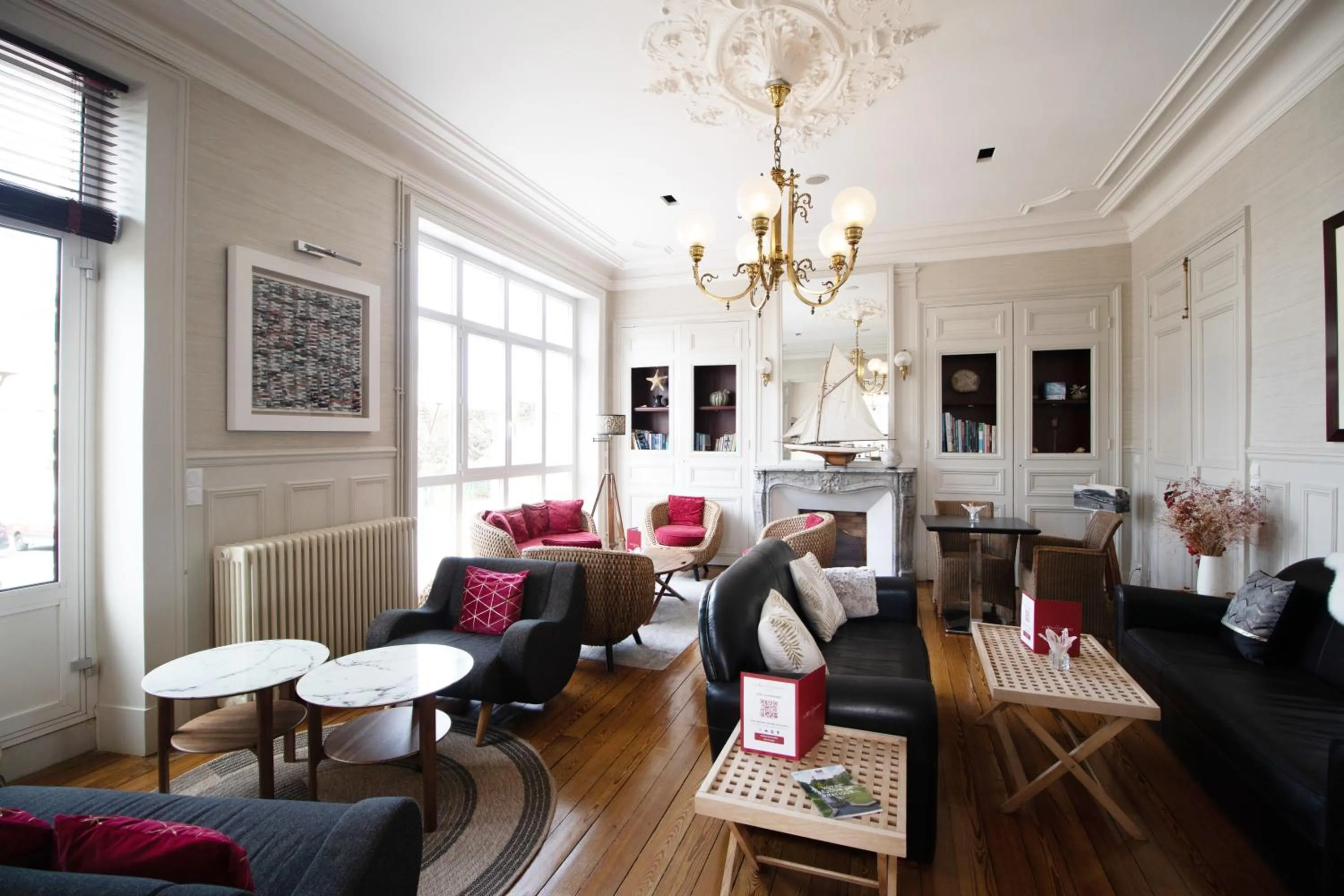 Living room in Hôtel La Villefromoy