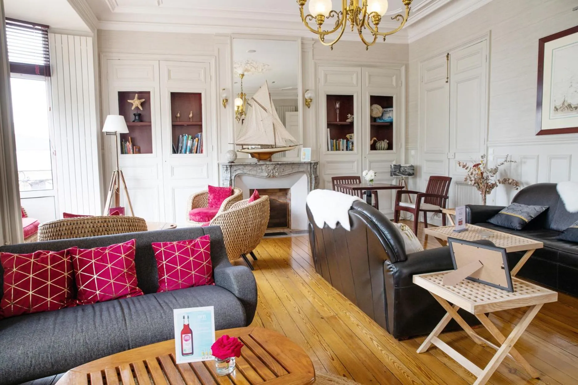 Living room in Hôtel La Villefromoy