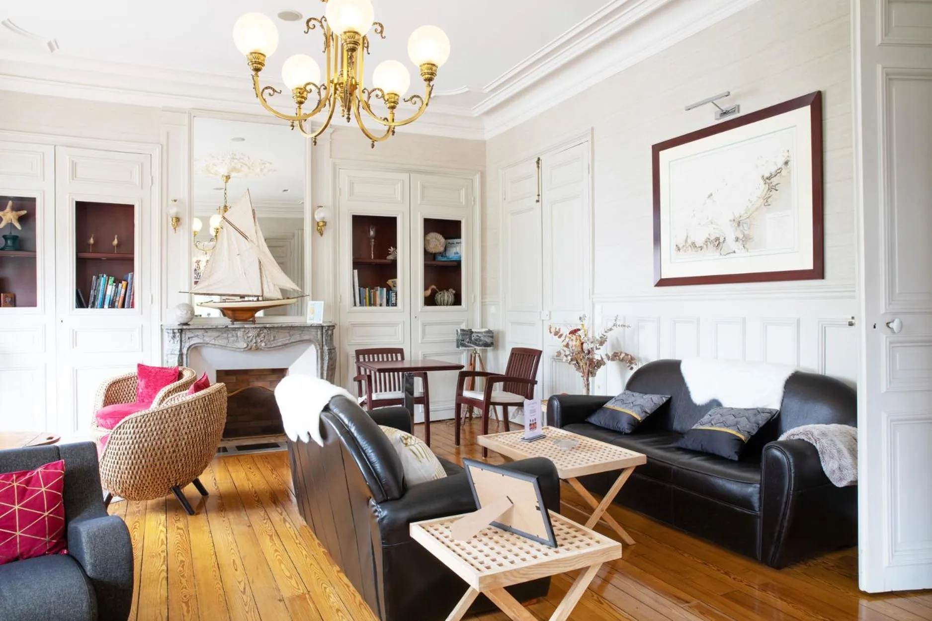 Living room in Hôtel La Villefromoy