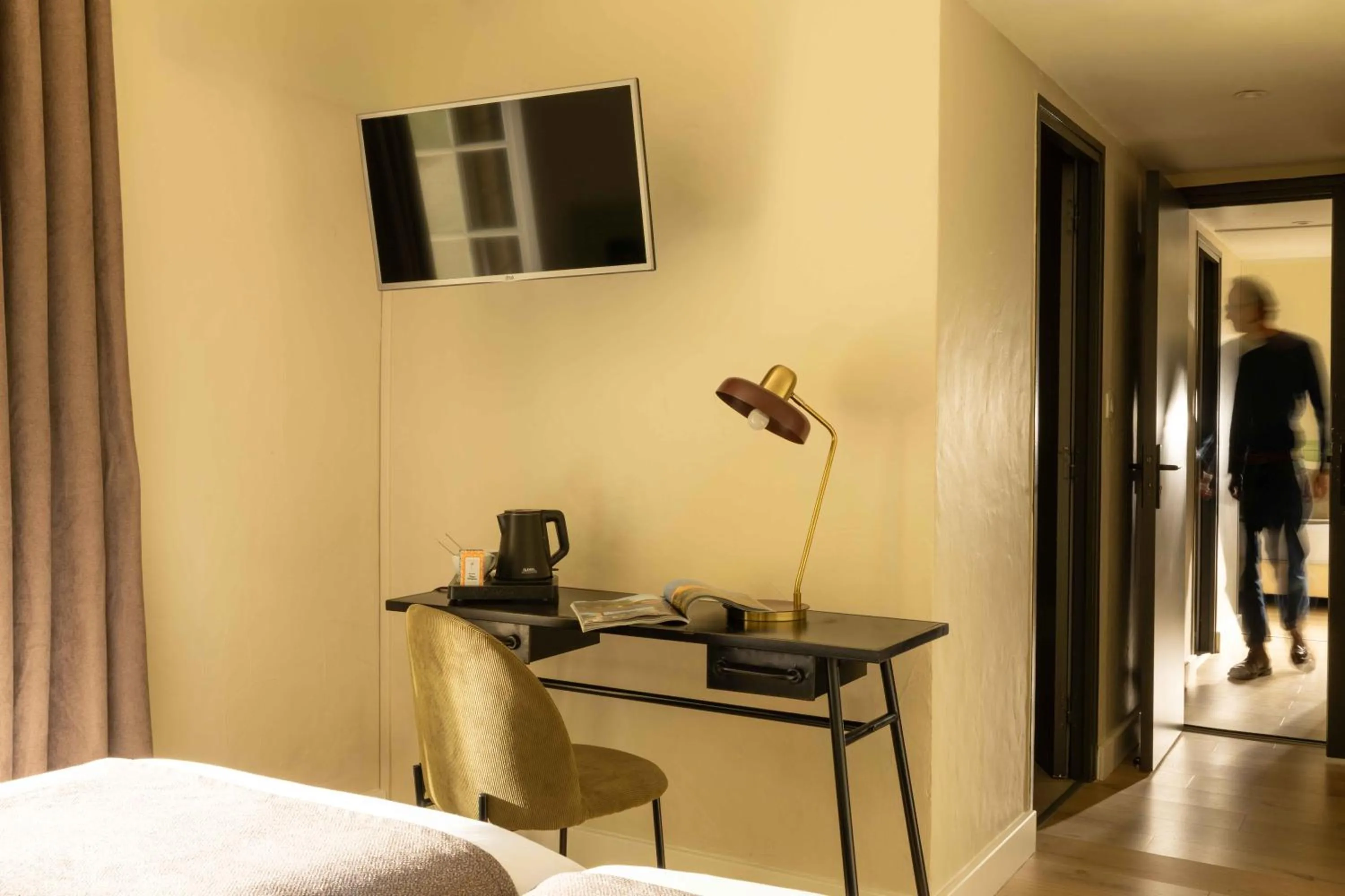 View (from property/room), Bed in Hôtel Le Pré Galoffre