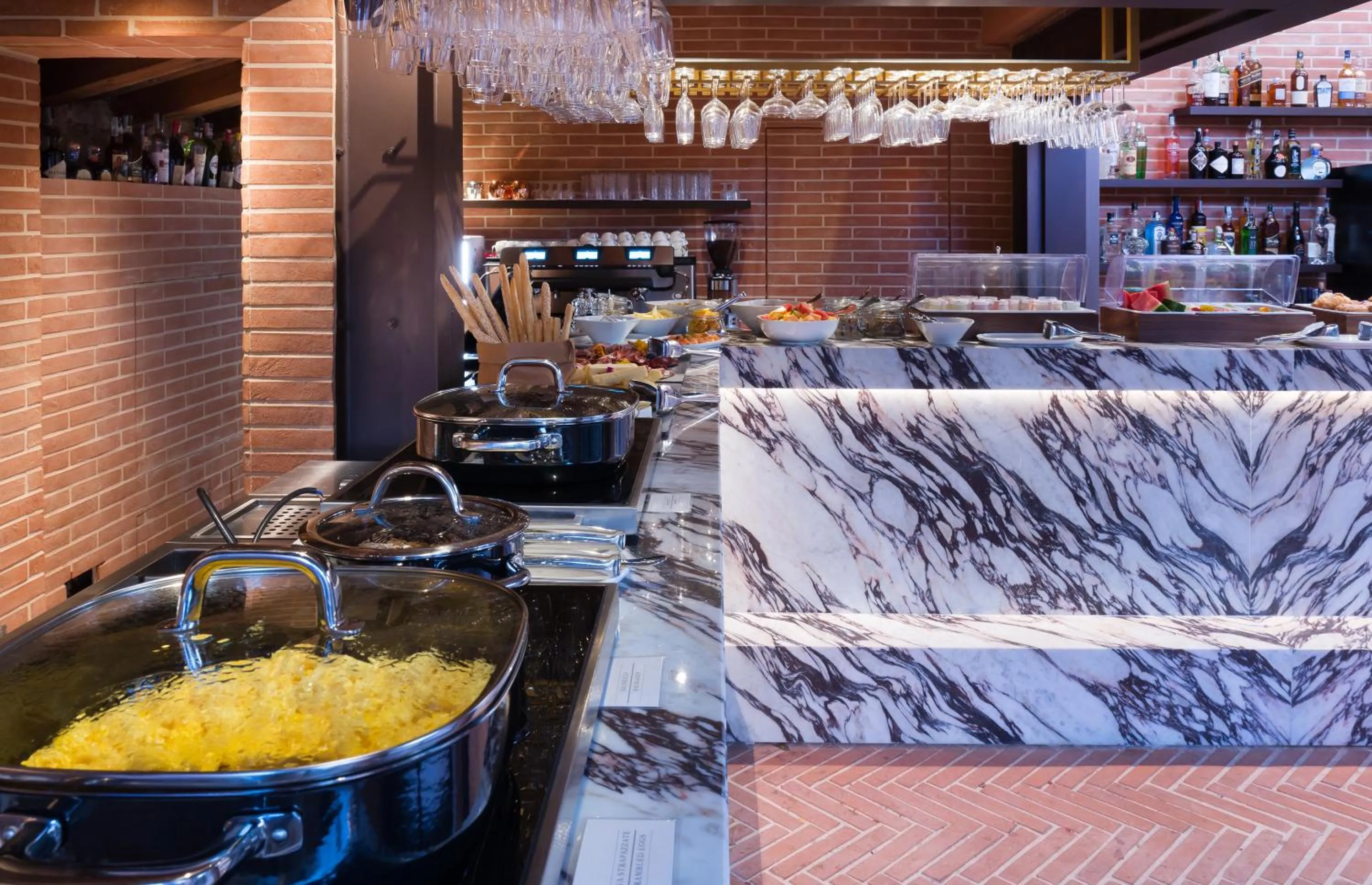 Food and drinks in Hotel Calimala Florence