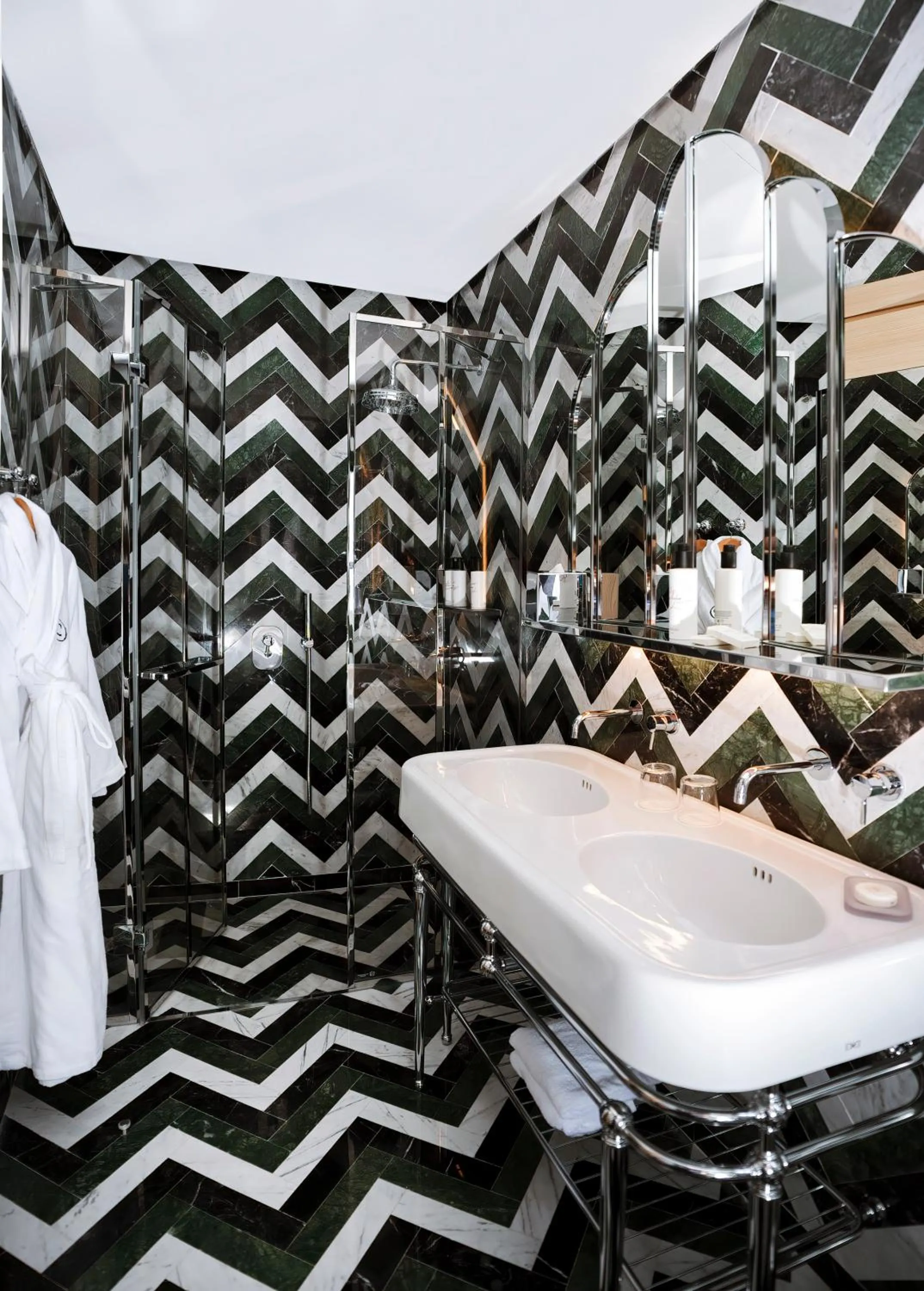 Bathroom in Hotel Calimala Florence