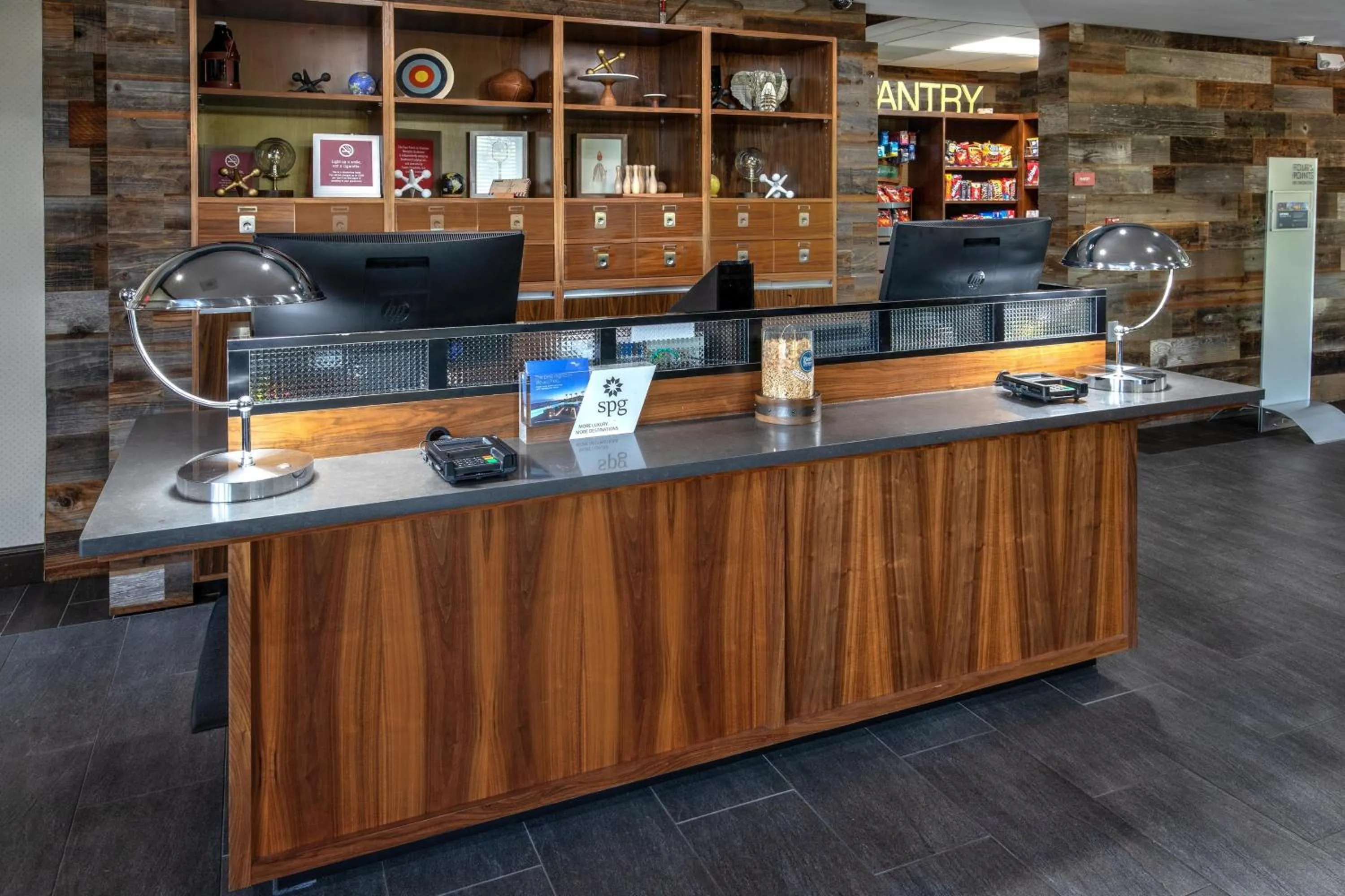 Lobby or reception in Four Points by Sheraton Memphis Southwind