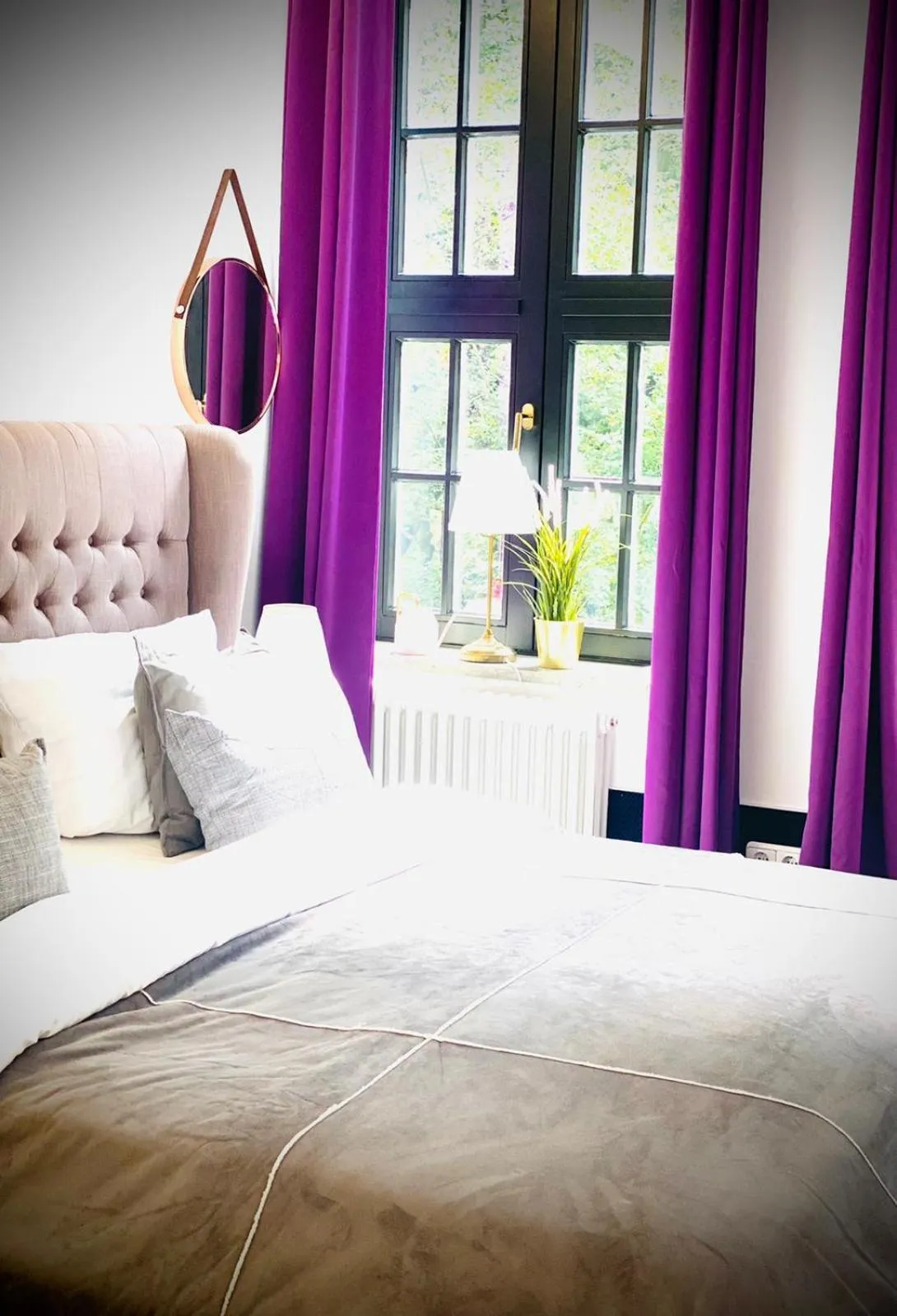 Photo of the whole room, Bed in Sleephotels Suite Garde