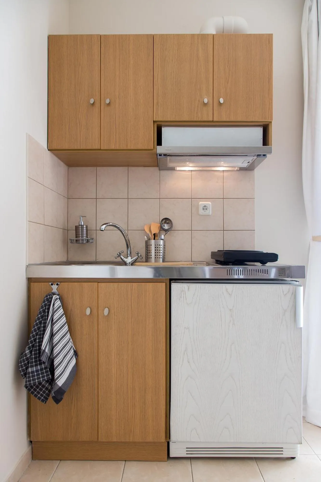 Kitchen or kitchenette in Kanso Rooms