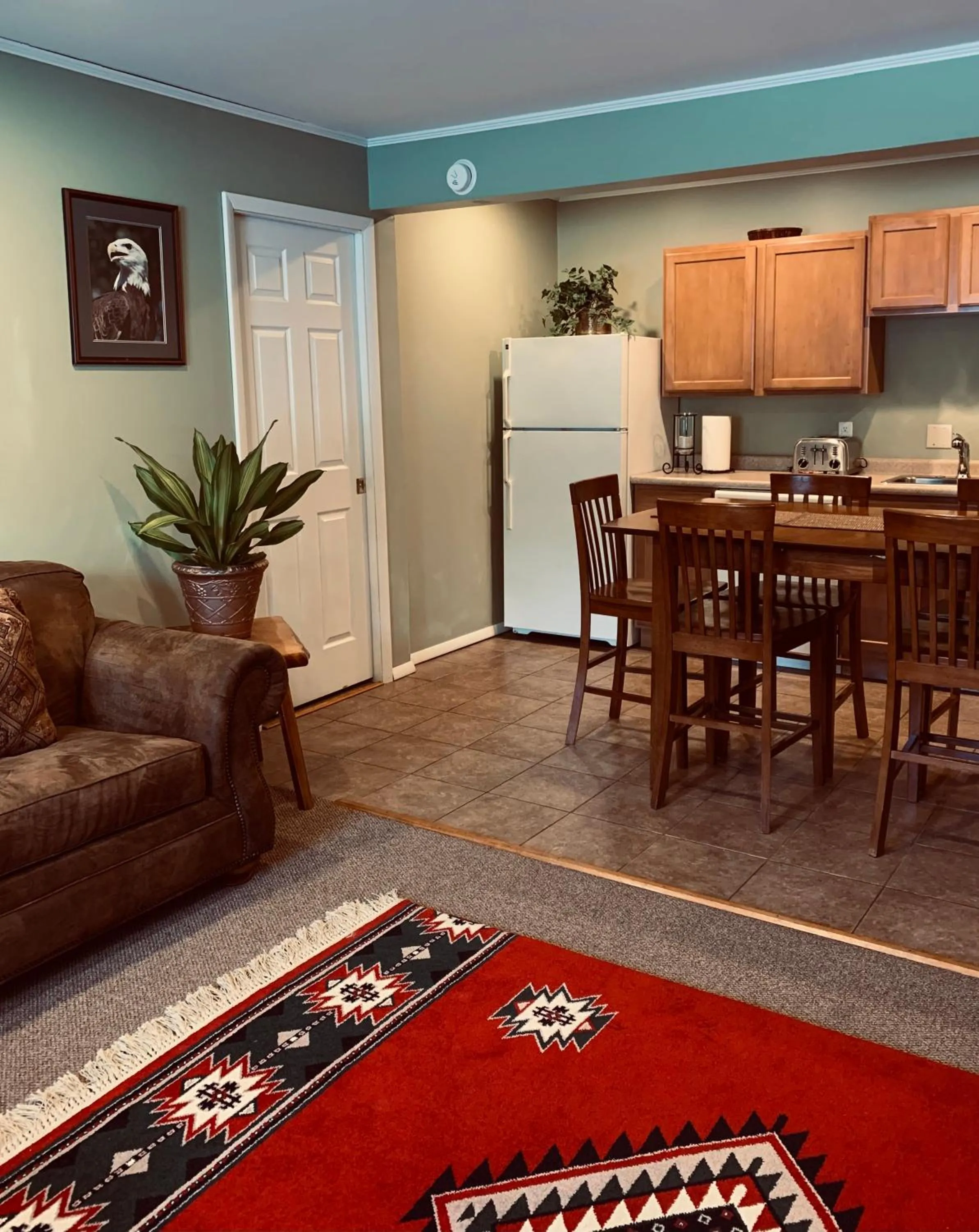 Living room in Ledge Rock at Whiteface