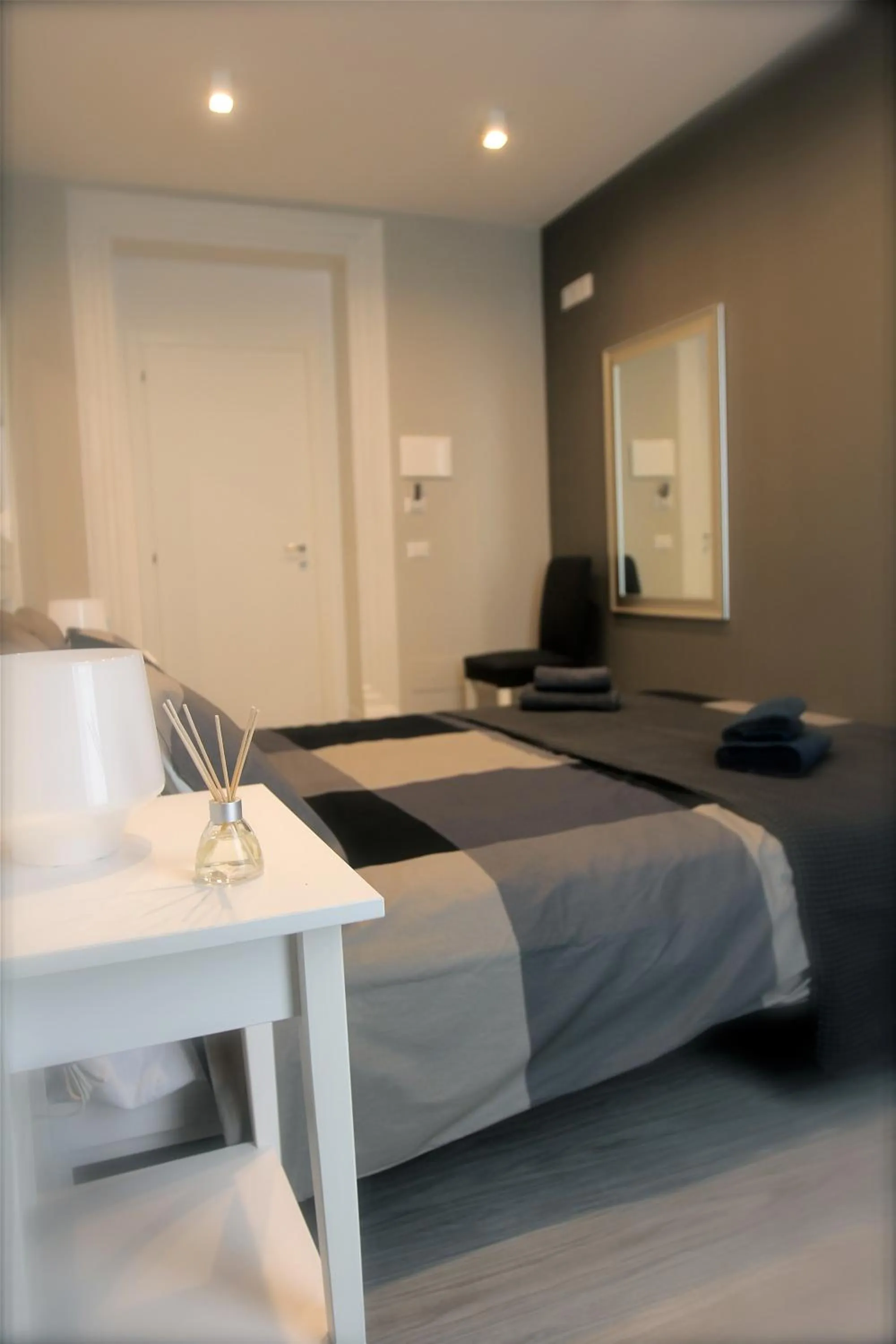 Photo of the whole room in B&B Terre di Catania