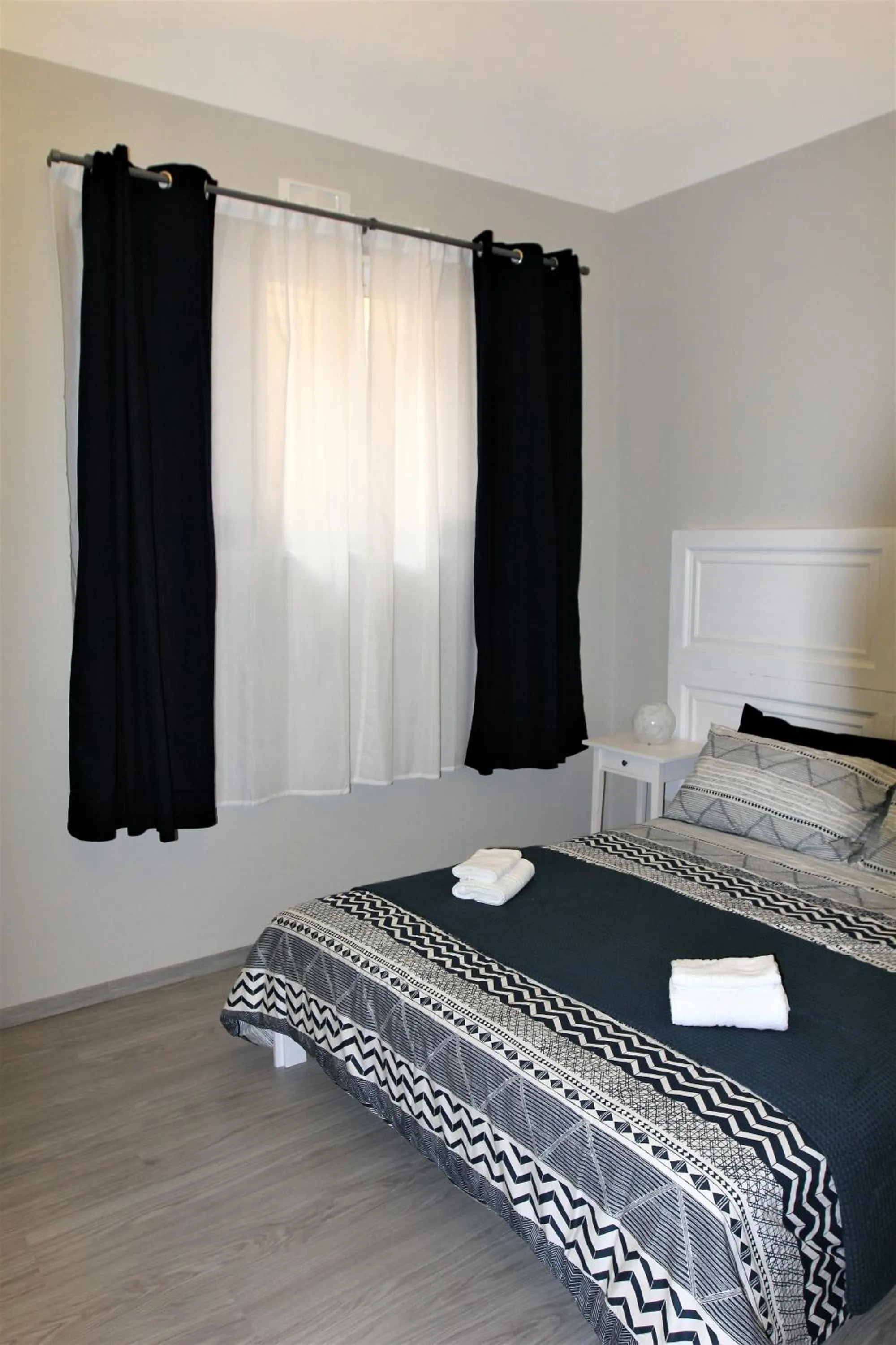 Photo of the whole room in B&B Terre di Catania