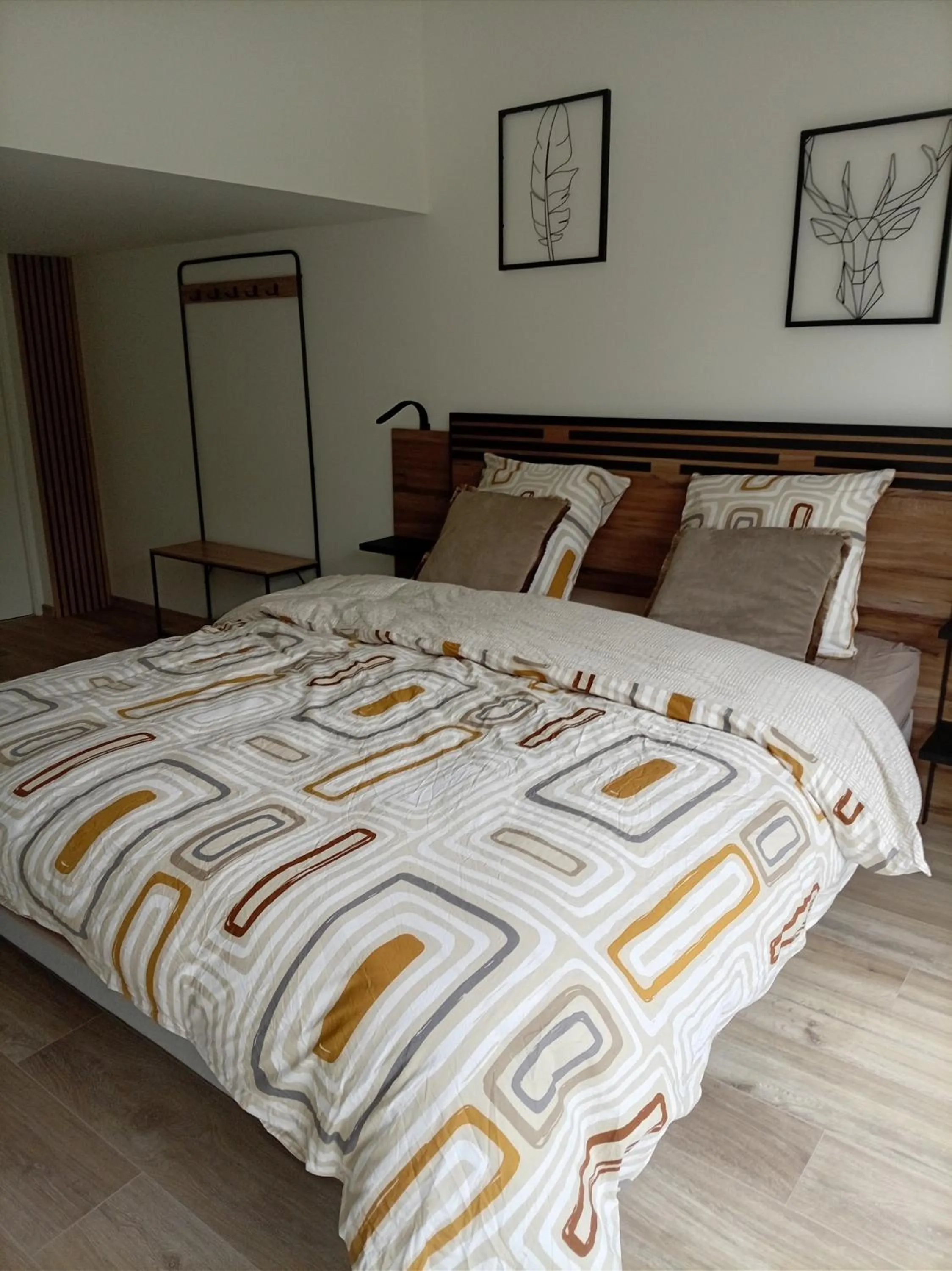 Bed in L'eden naturiste spas