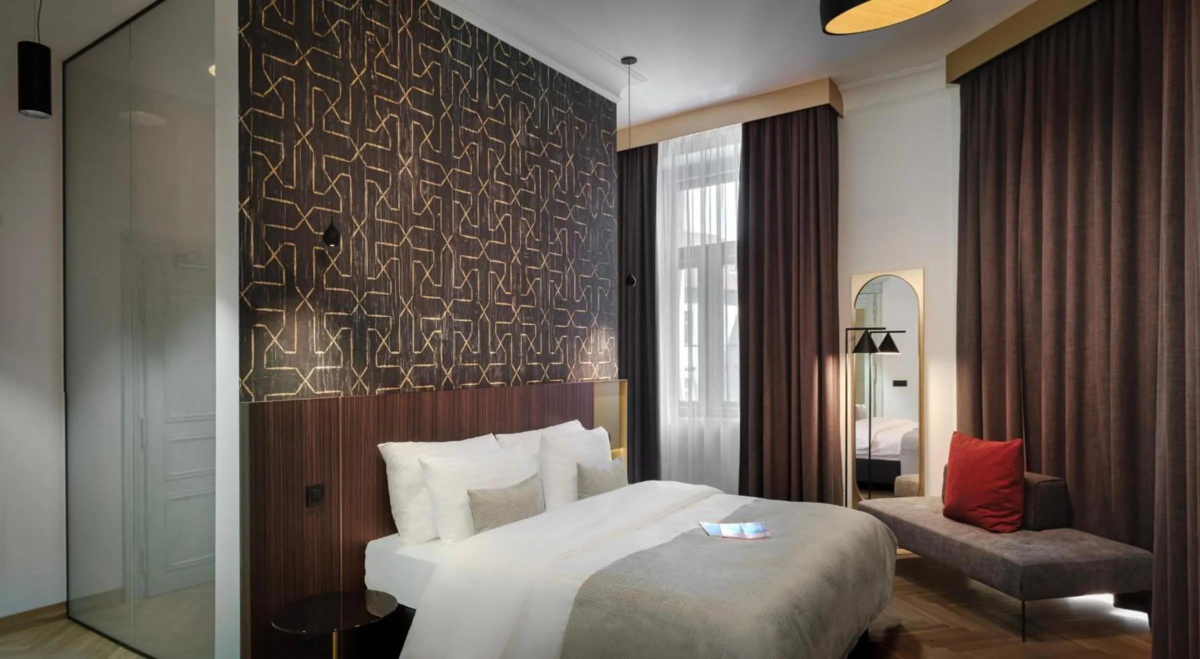 Bed in Mottl House by Adrez