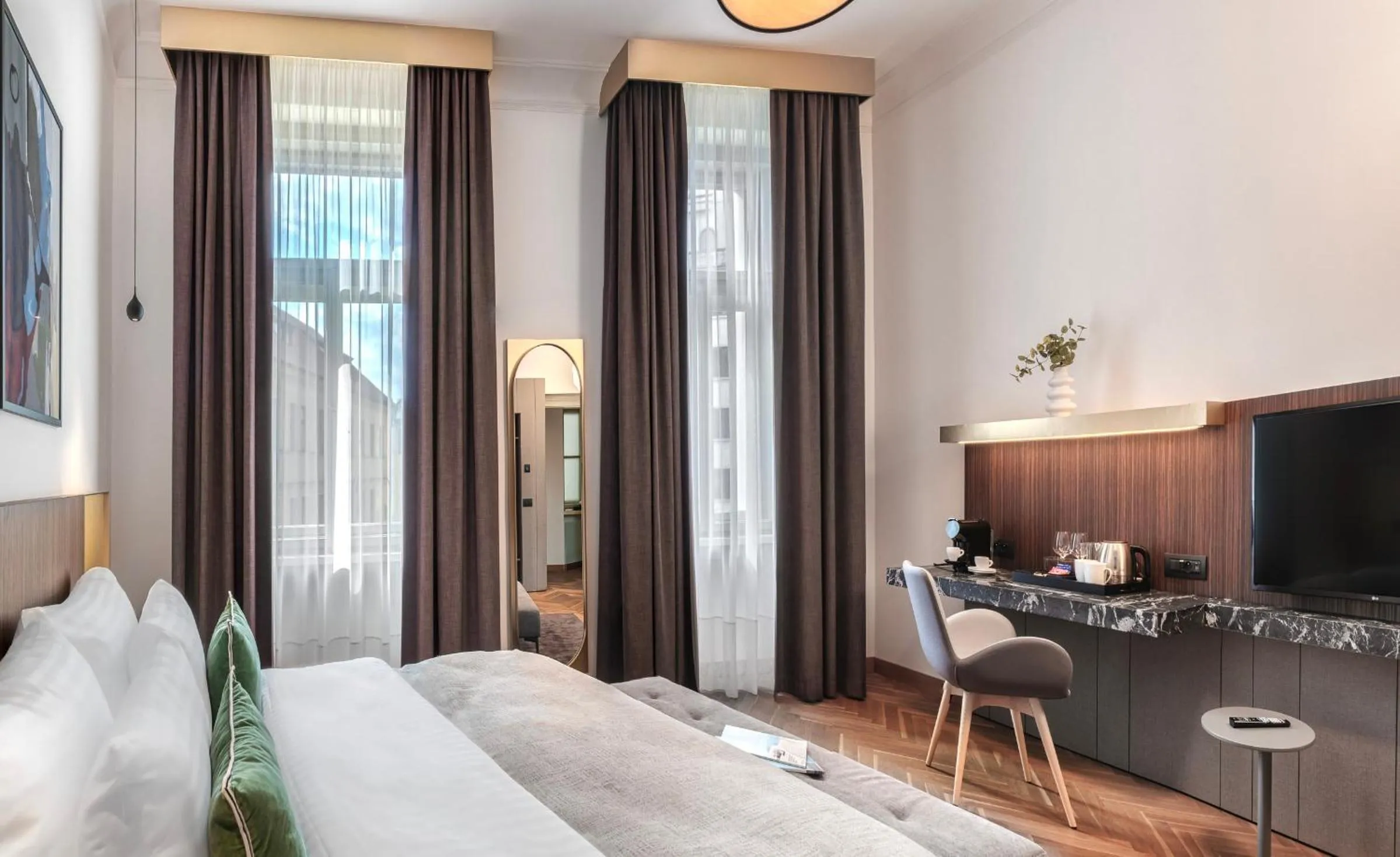 Bed in Mottl House by Adrez