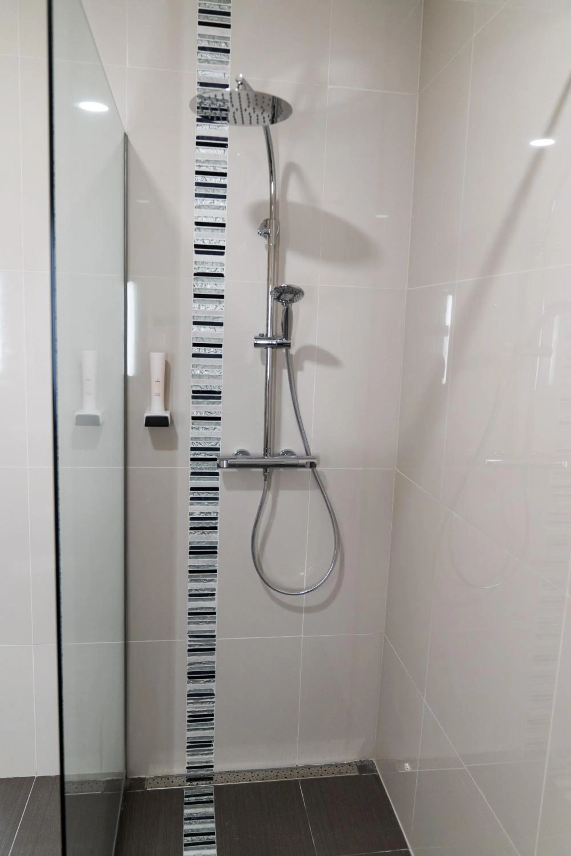 Shower in Hotel Kristály Konferencia & Wellness