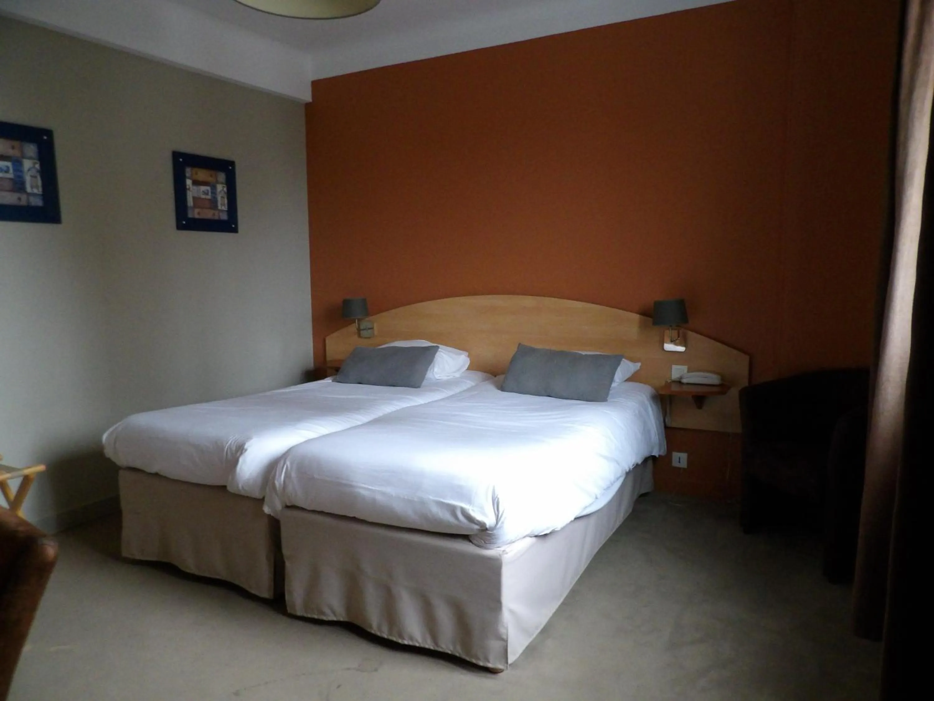 Property building, Bed in Hotel le Broceliande - Sure Hotel Collection by Best Western