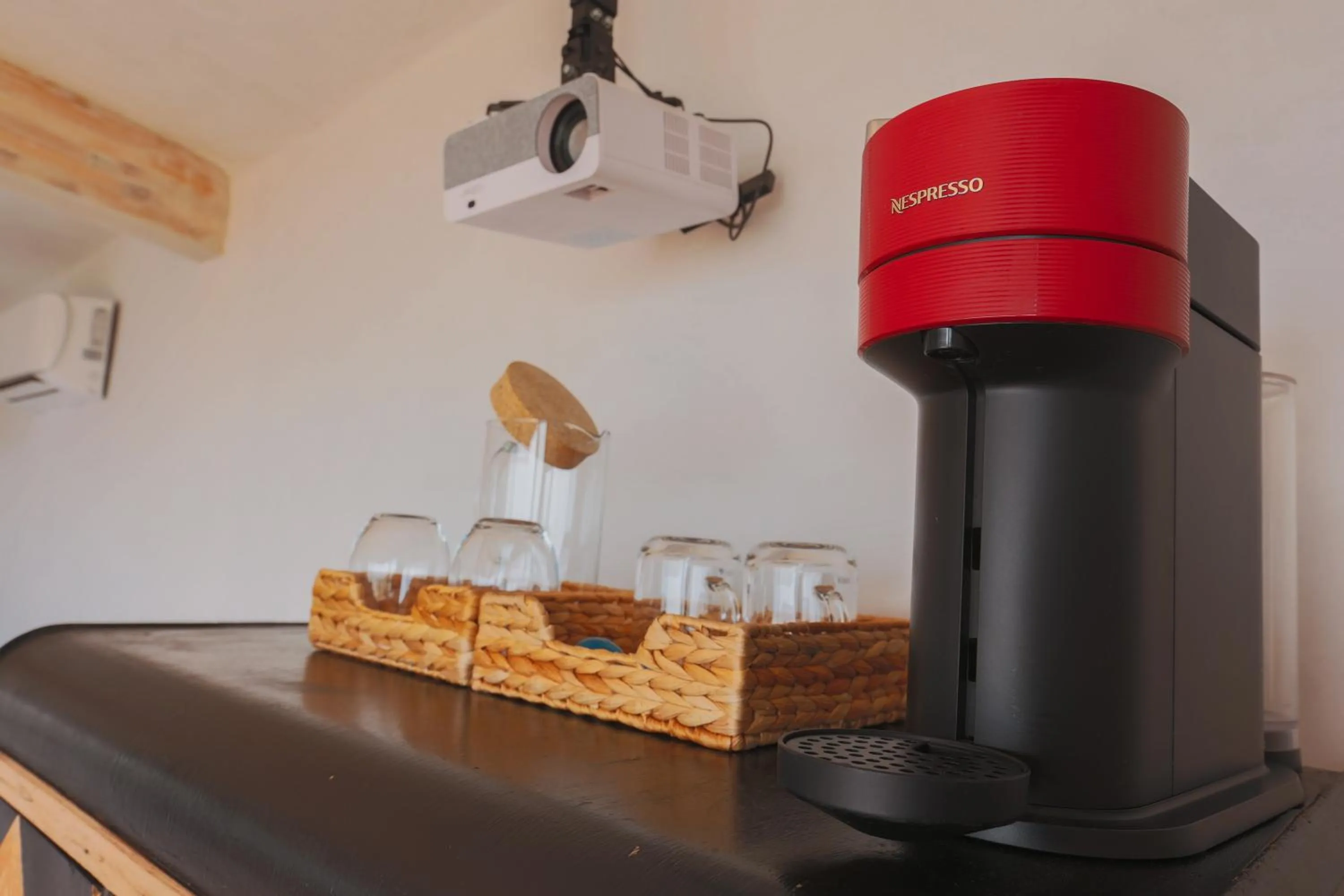 Coffee/tea facilities in Native Residence