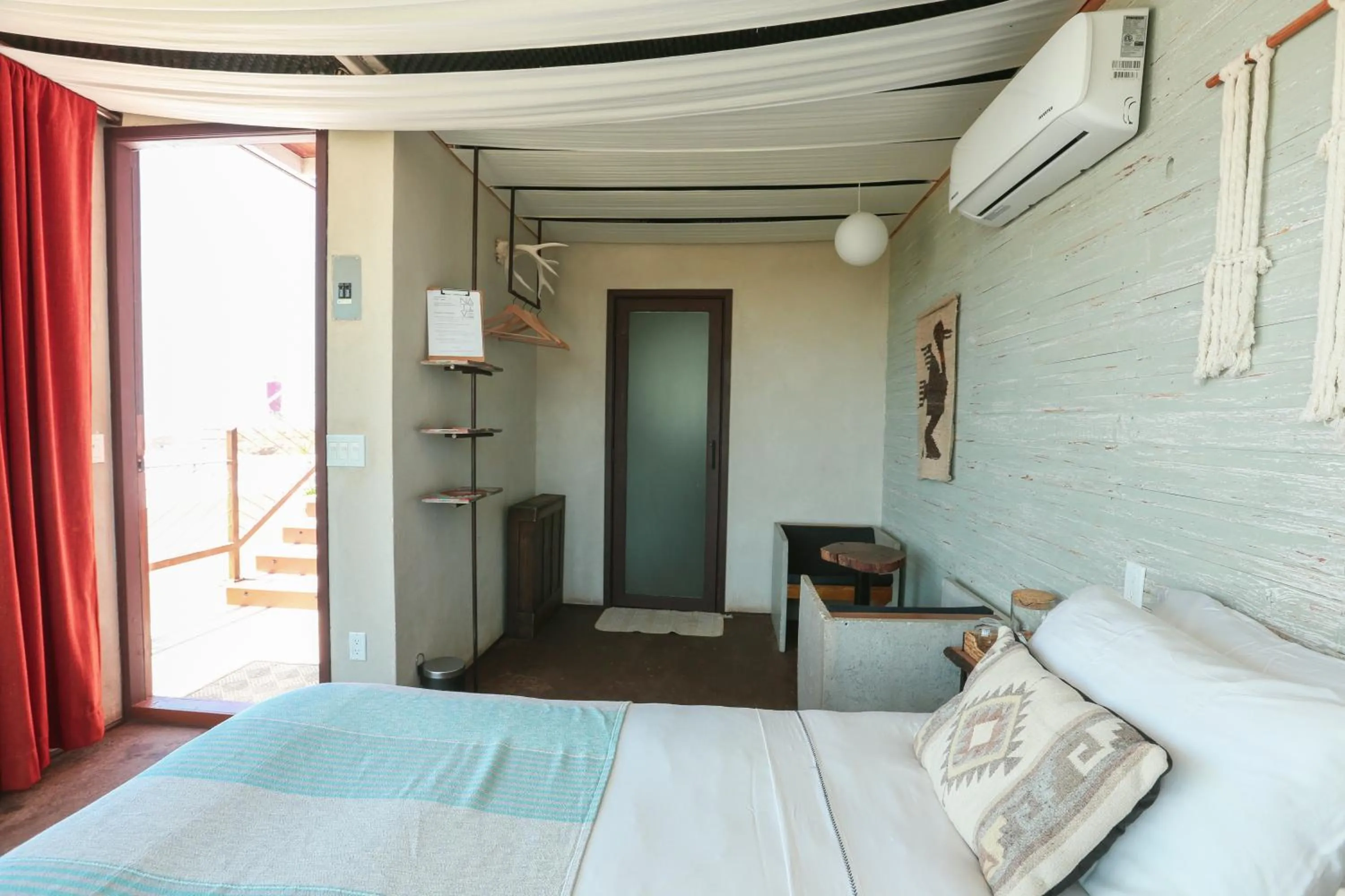 Bedroom, Bed in Native Residence