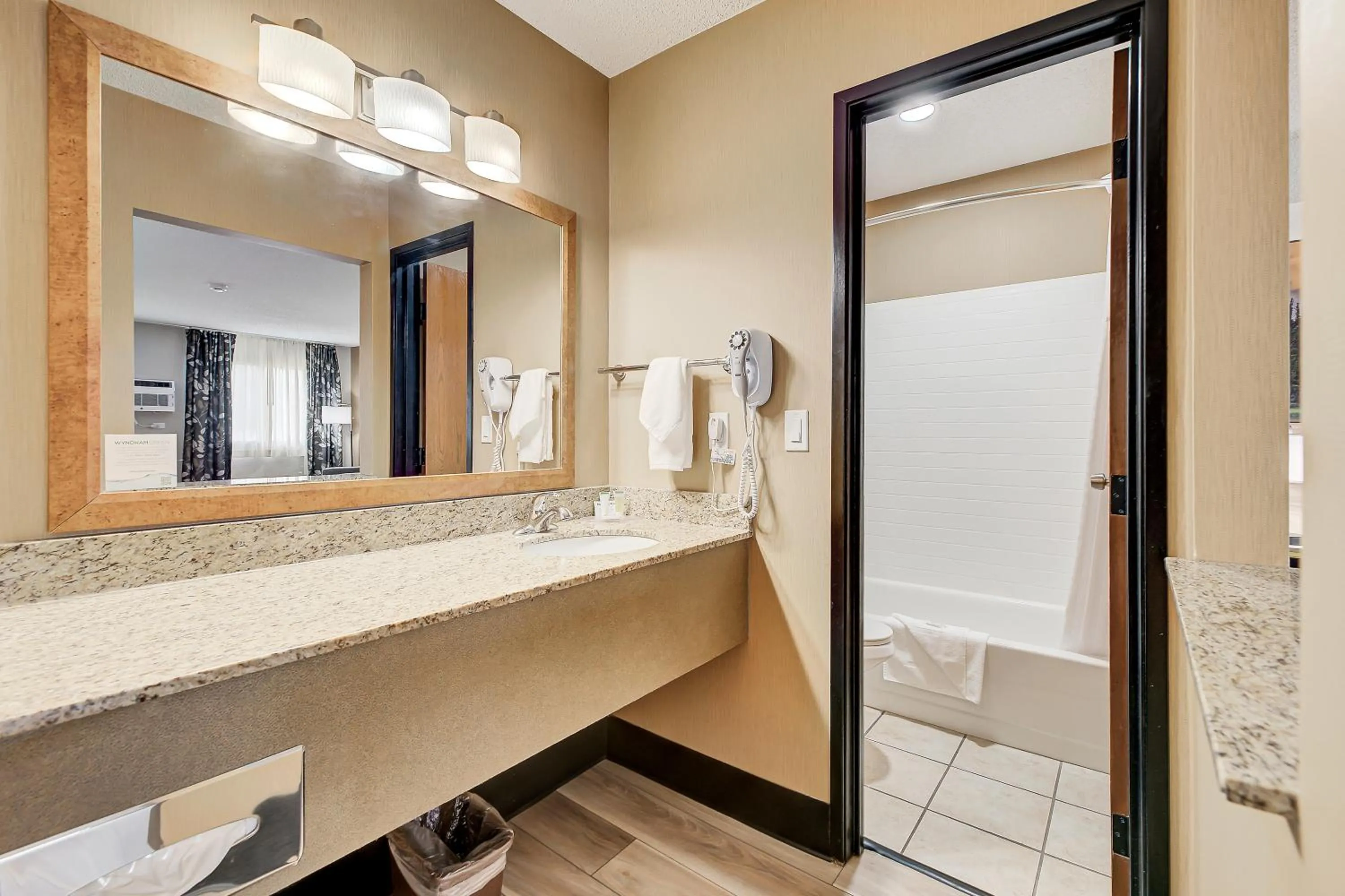 Days Inn by Wyndham Helena