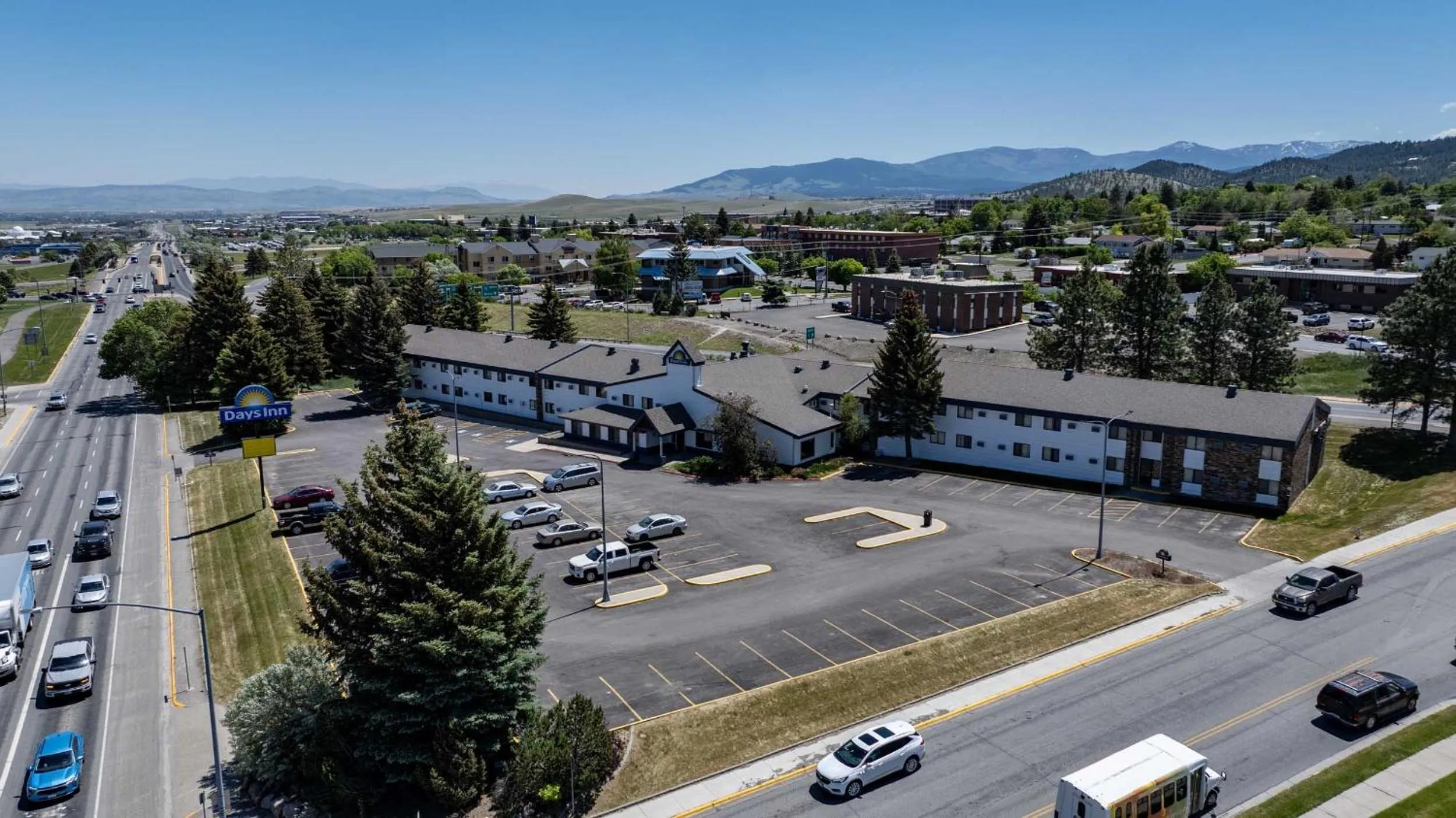Property building in Days Inn by Wyndham Helena