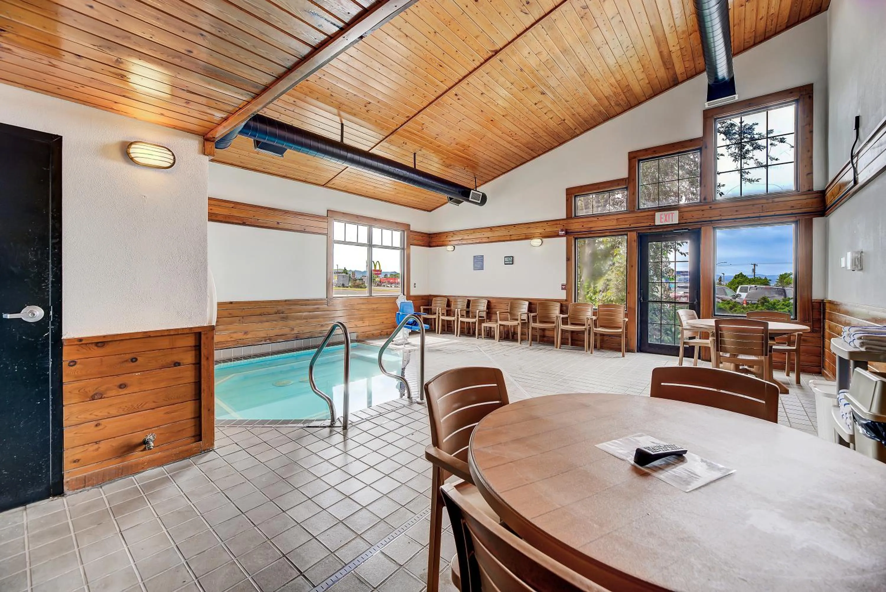 Hot Tub in Days Inn by Wyndham Helena