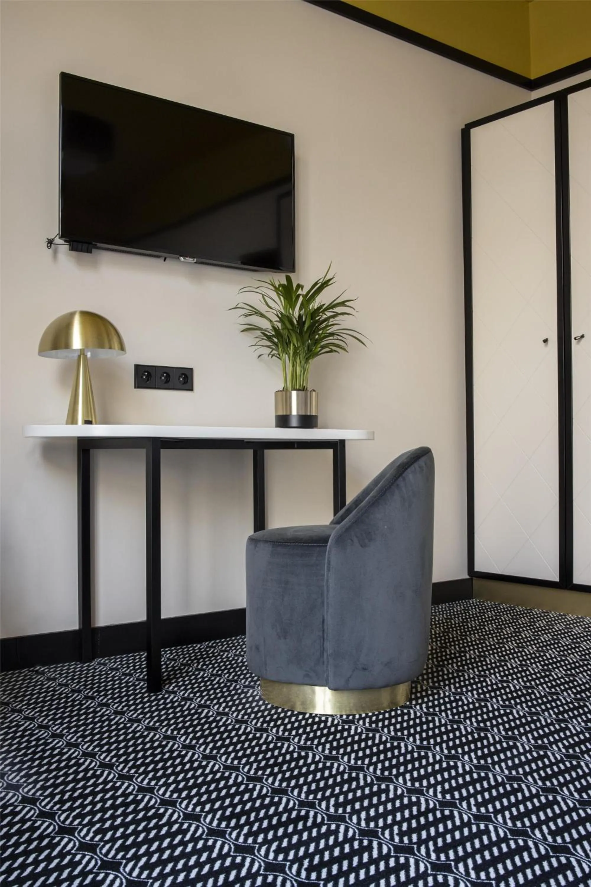 Bedroom in Best Western Premier Hotel Roosevelt