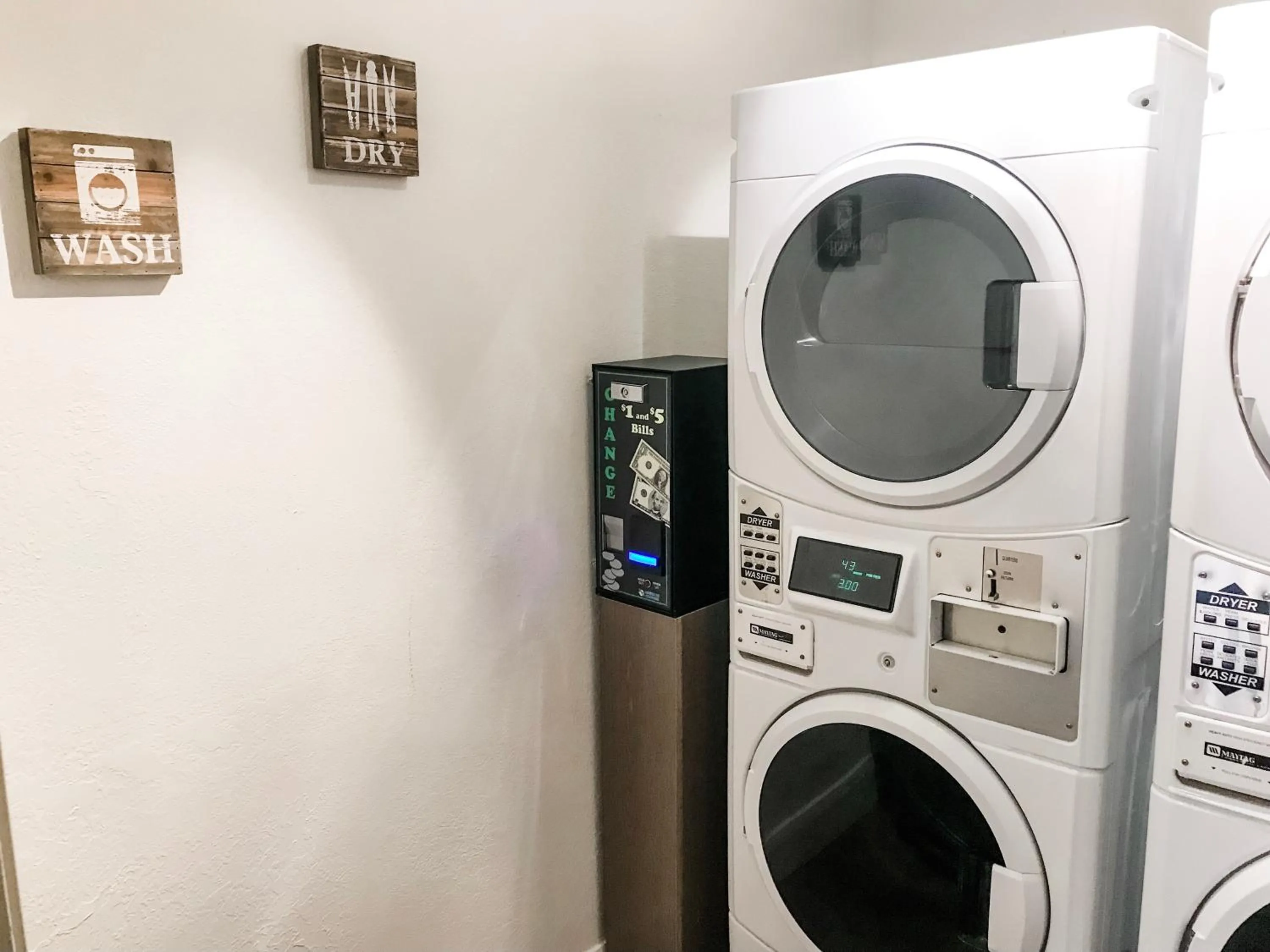 Area and facilities in Red Sands Hotel