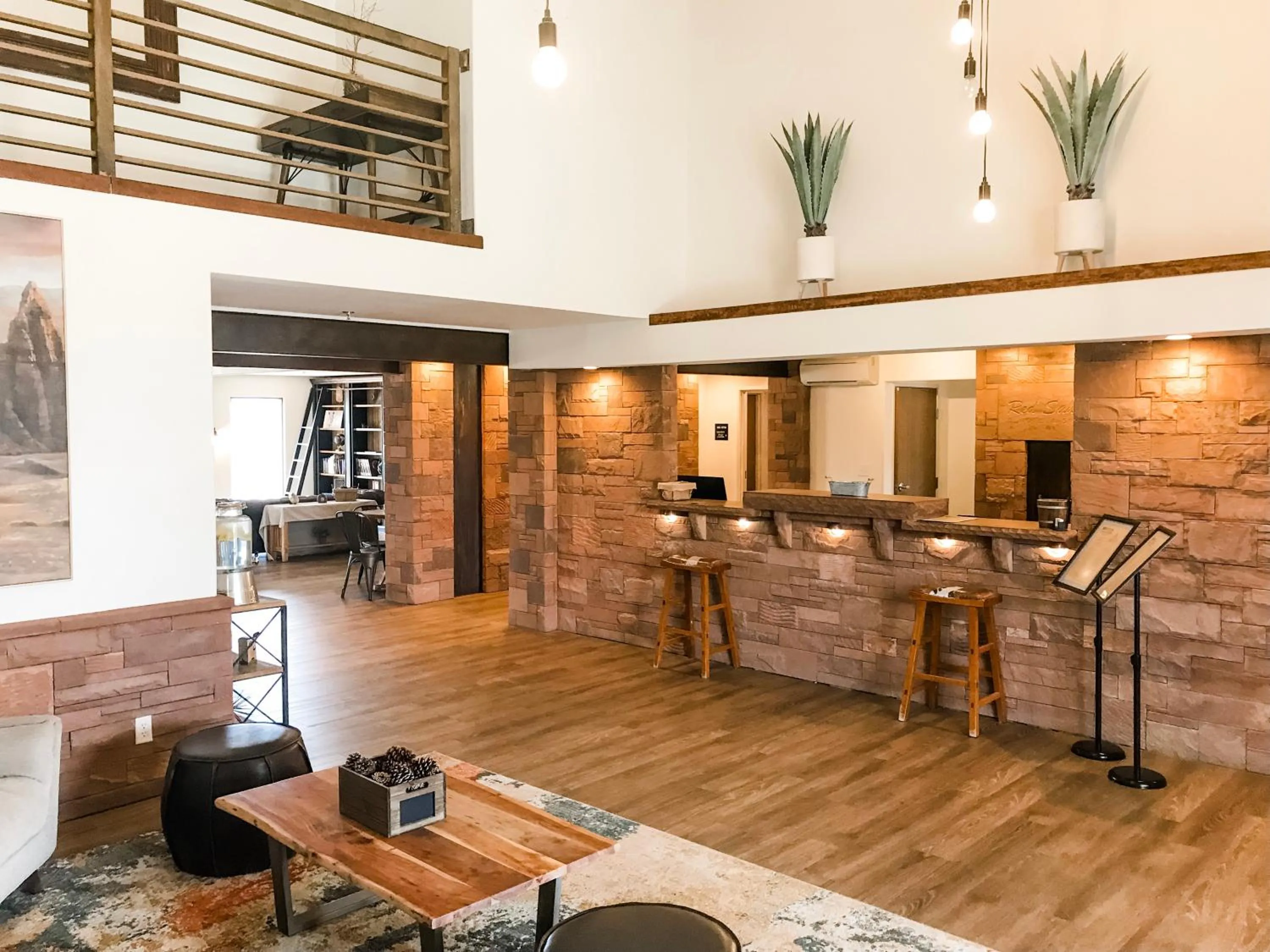 Lobby or reception in Red Sands Hotel