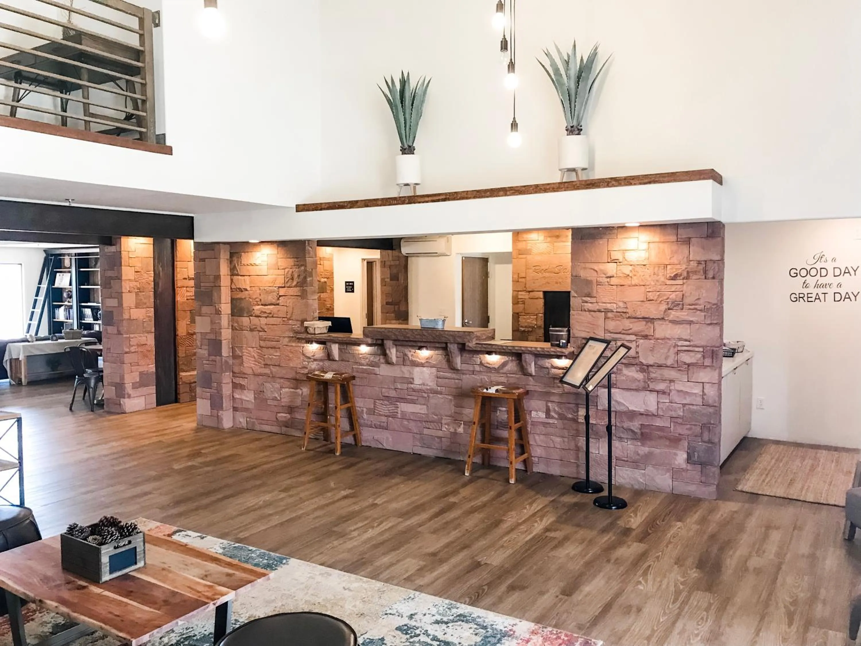 Lobby or reception in Red Sands Hotel