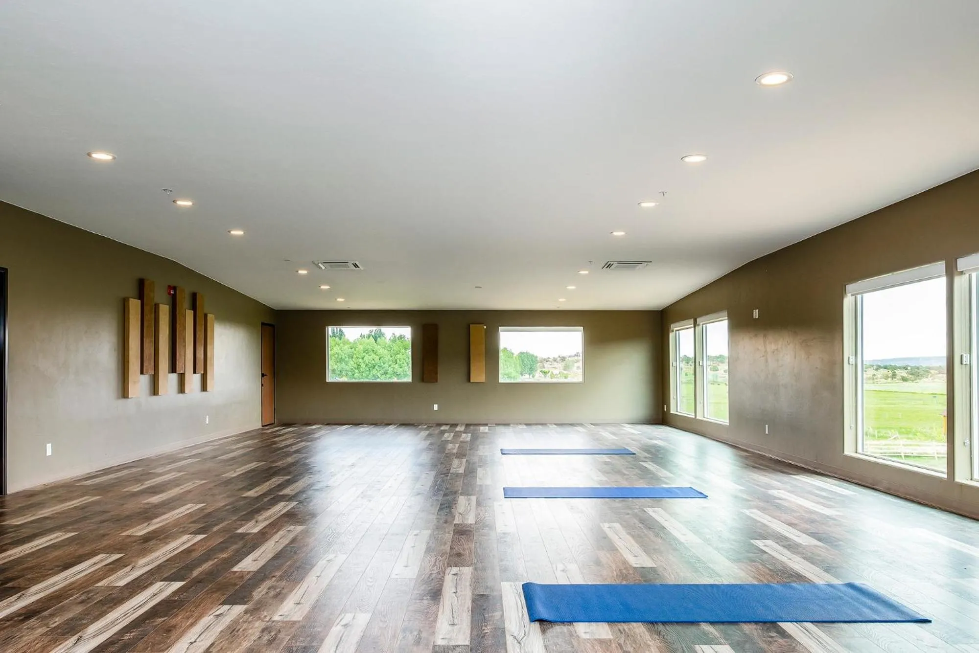 Living room in Red Sands Hotel