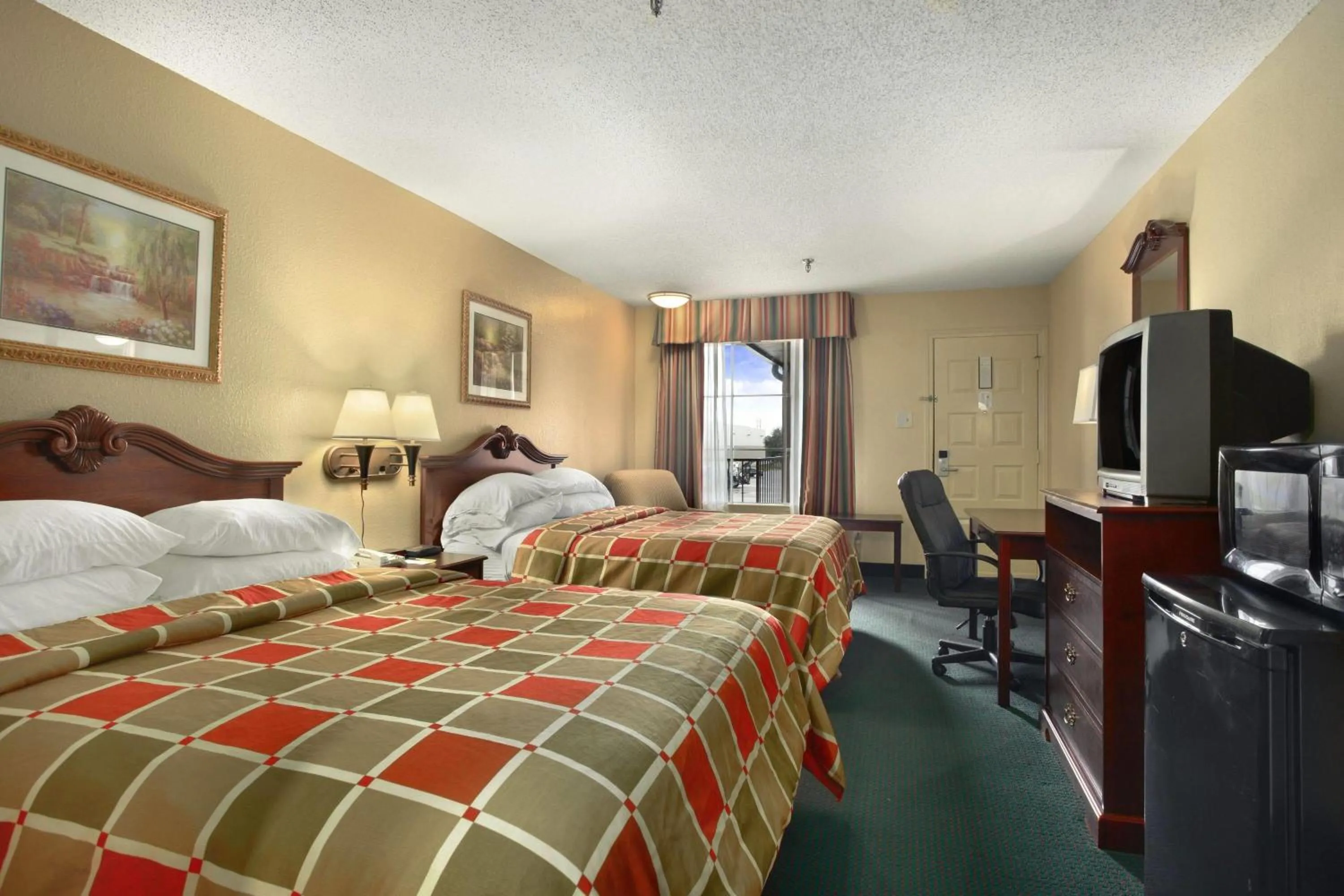 Bed in Super 8 by Wyndham New Iberia