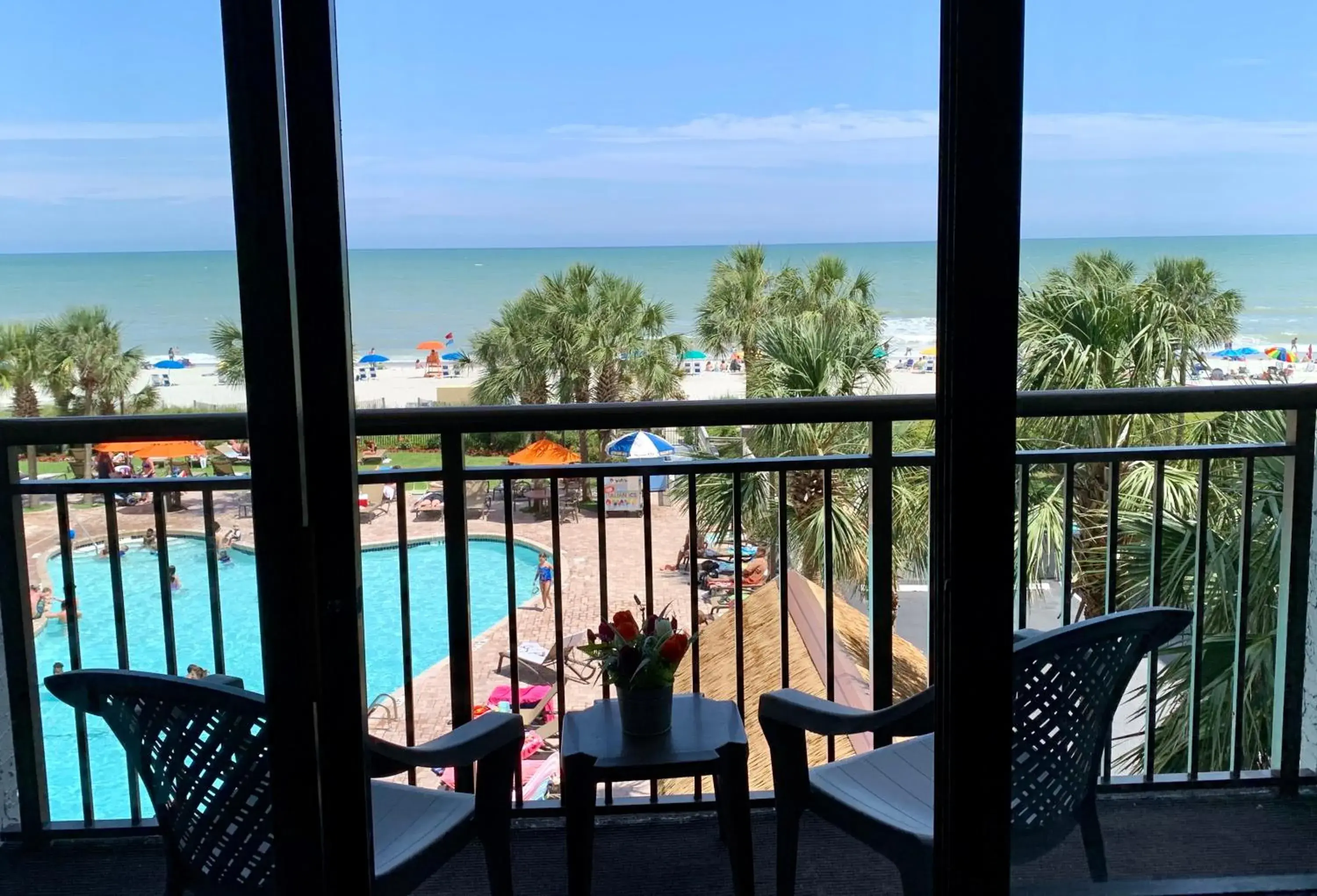 Beach Daze Oceanfront Great Location Beach Daze Oceanfront Great Location