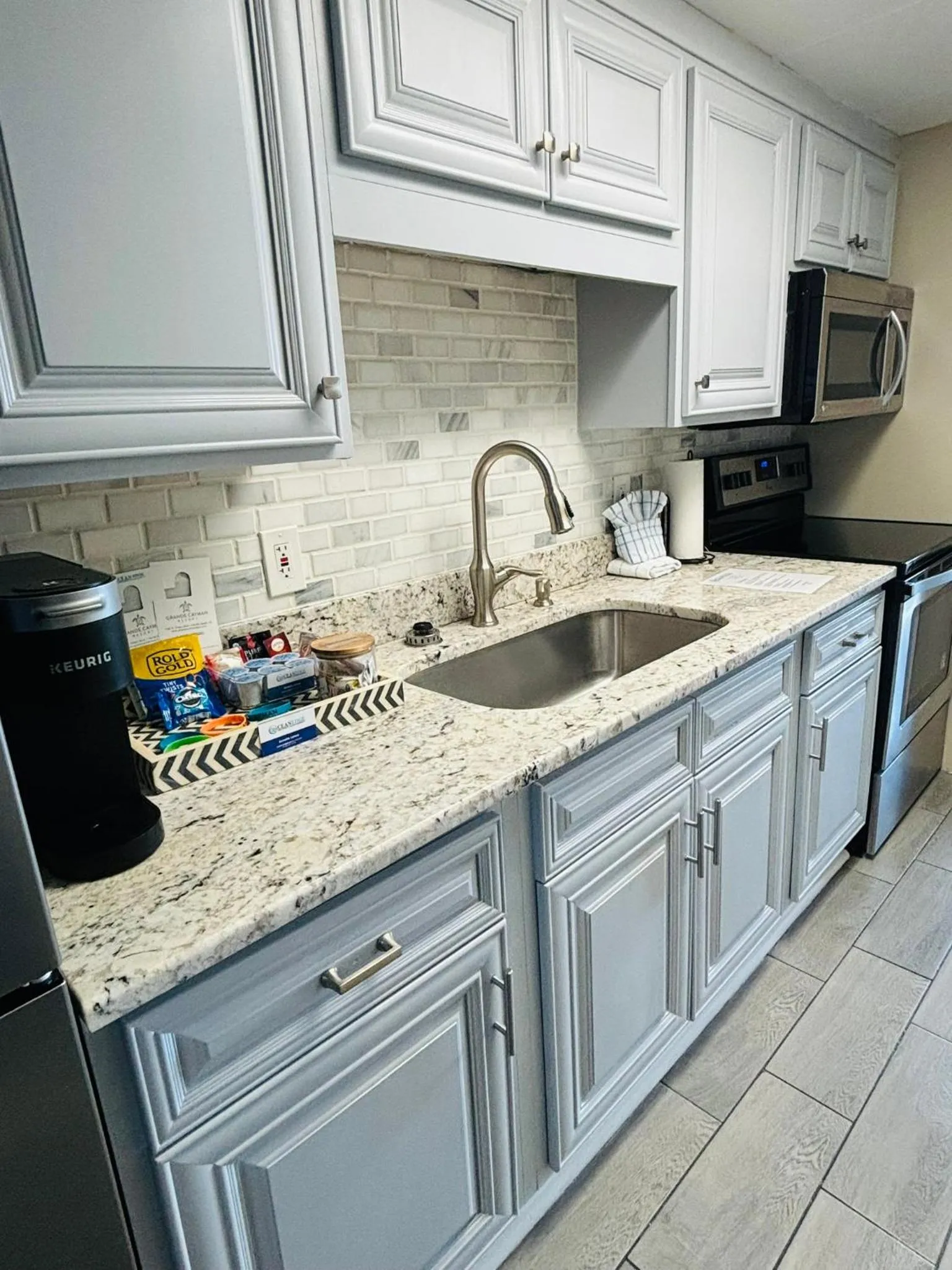 Kitchen or kitchenette in Beach Daze Oceanfront Great Location