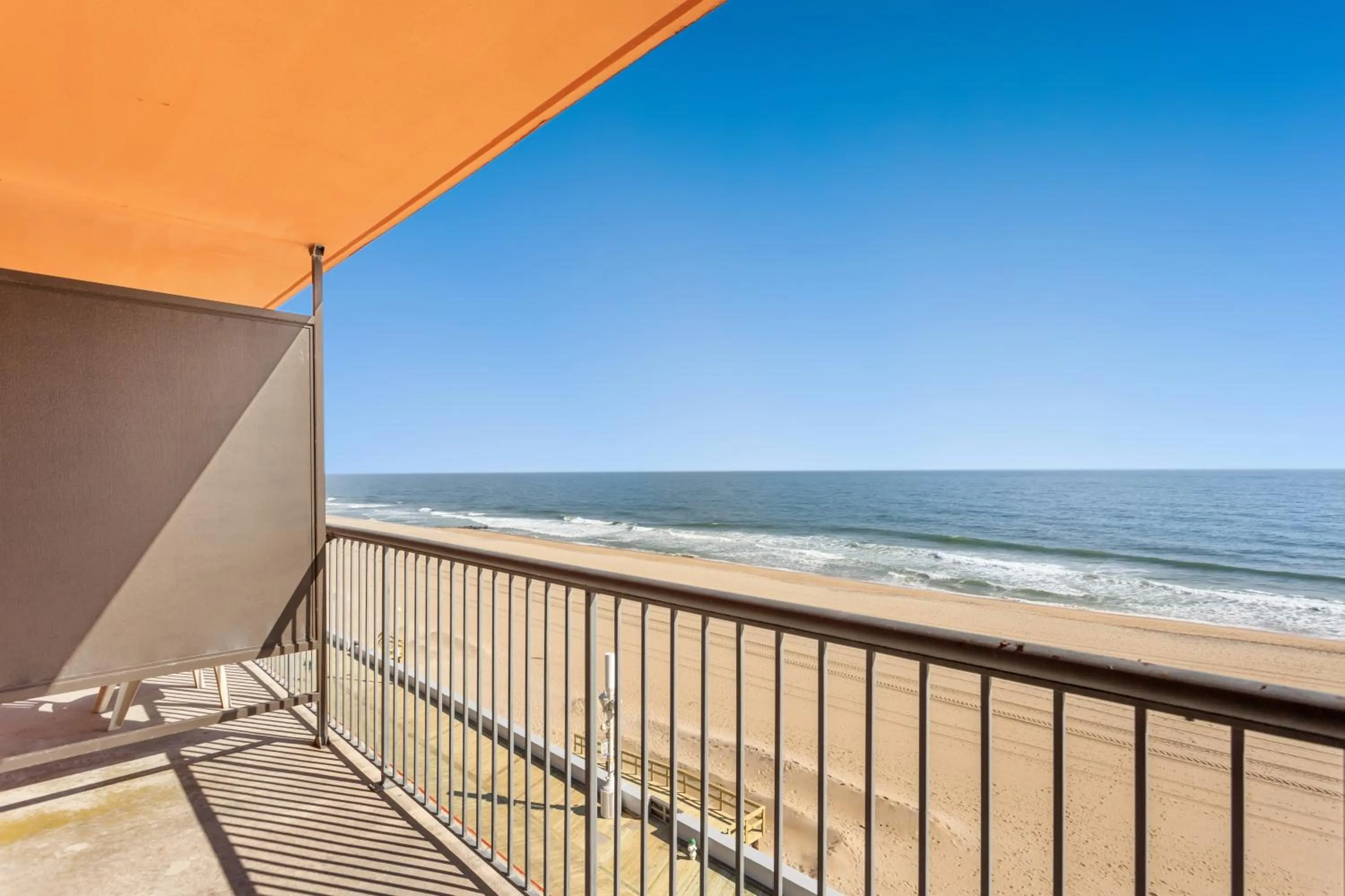 Balcony/Terrace in Americana Hotel Boardwalk