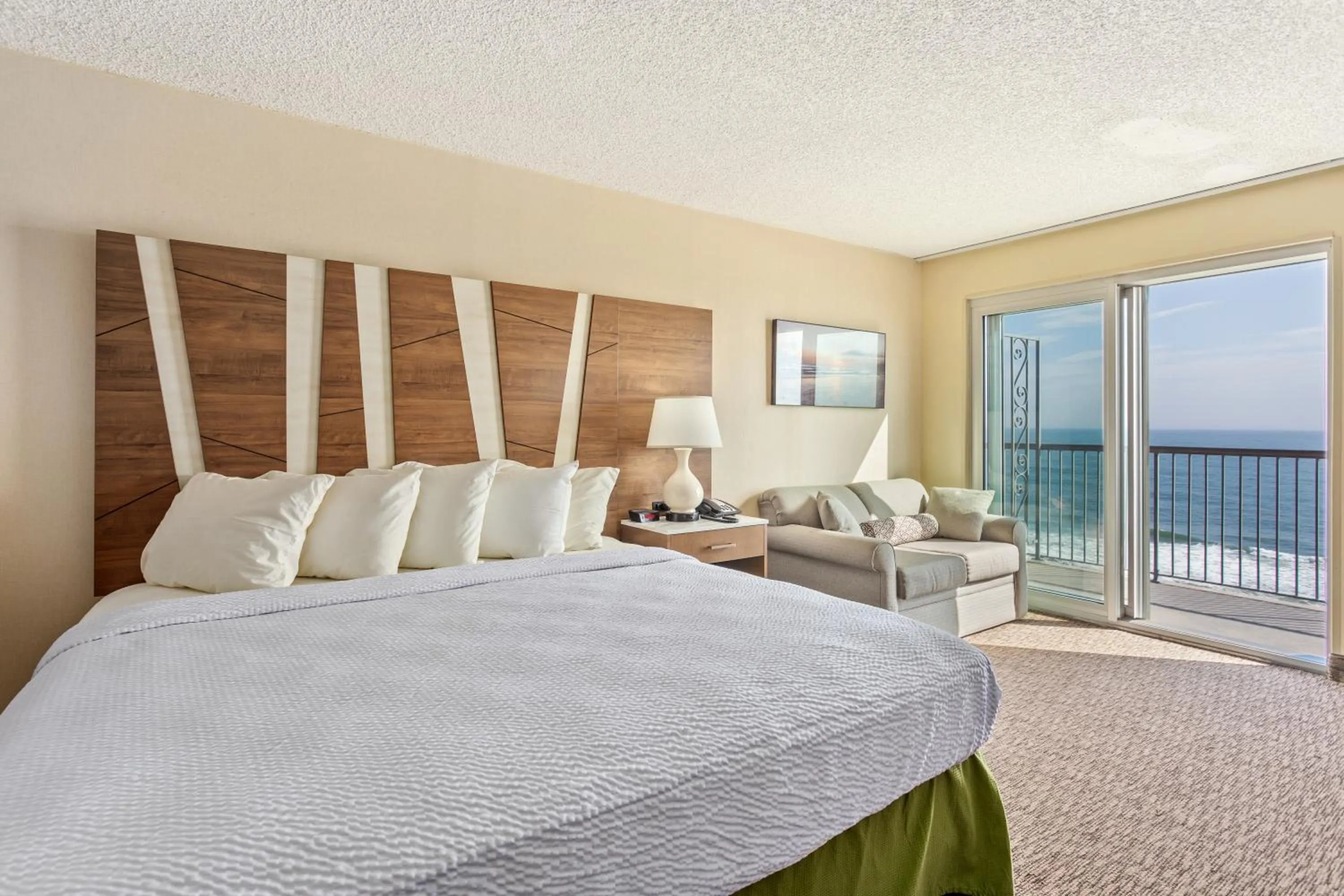 Bed in Americana Hotel Boardwalk