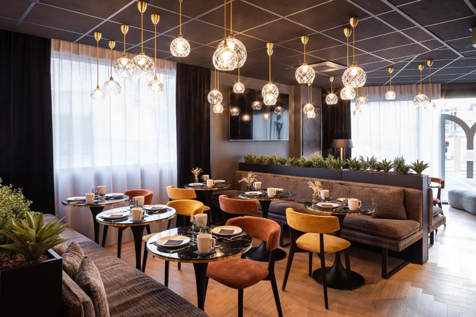 Breakfast in Hôtel & Spa Le Maury, Vannes, The Originals Boutique