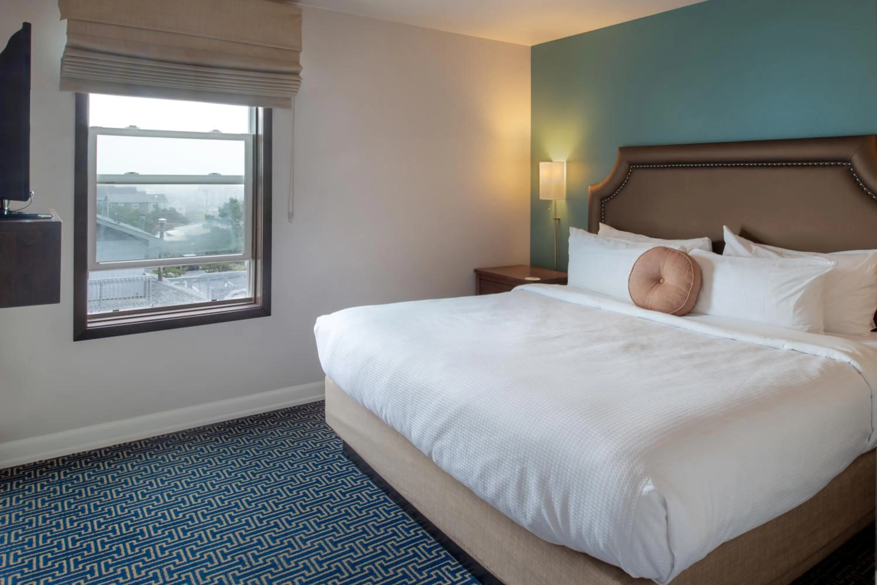 Bedroom, Bed in Inn at Nye Beach