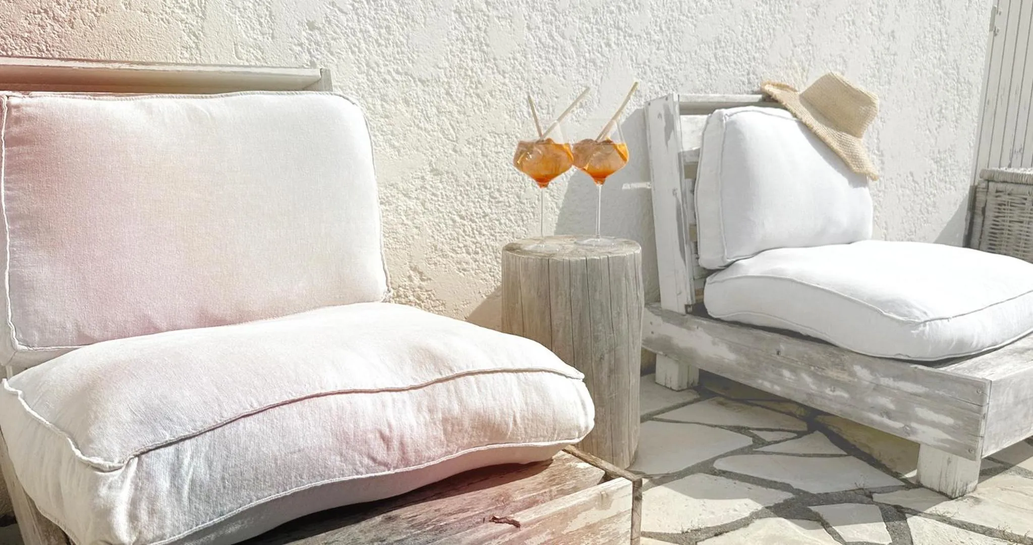 Patio, Bed in Blanc Sable Hôtel