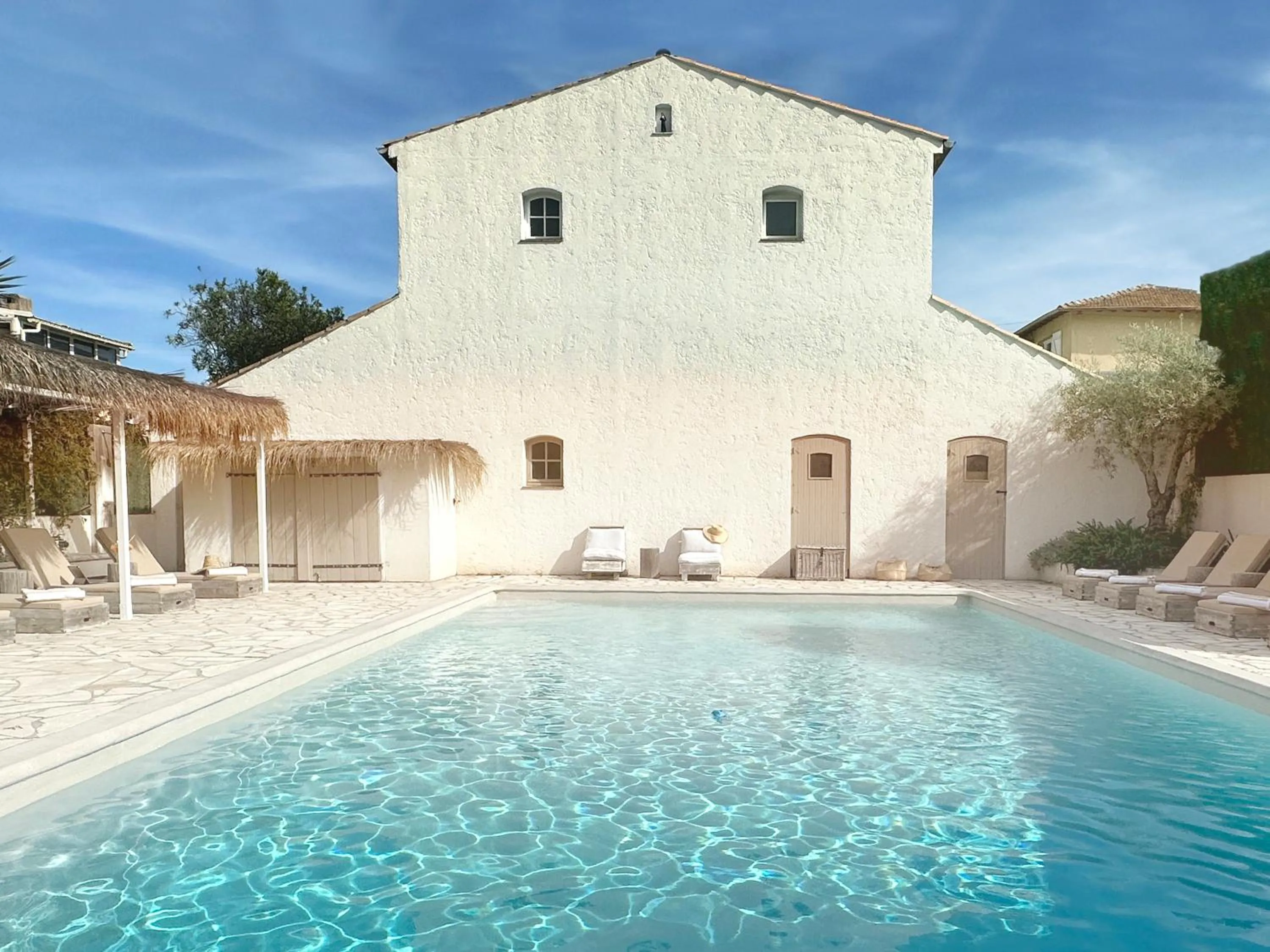 Swimming pool in Blanc Sable Hôtel