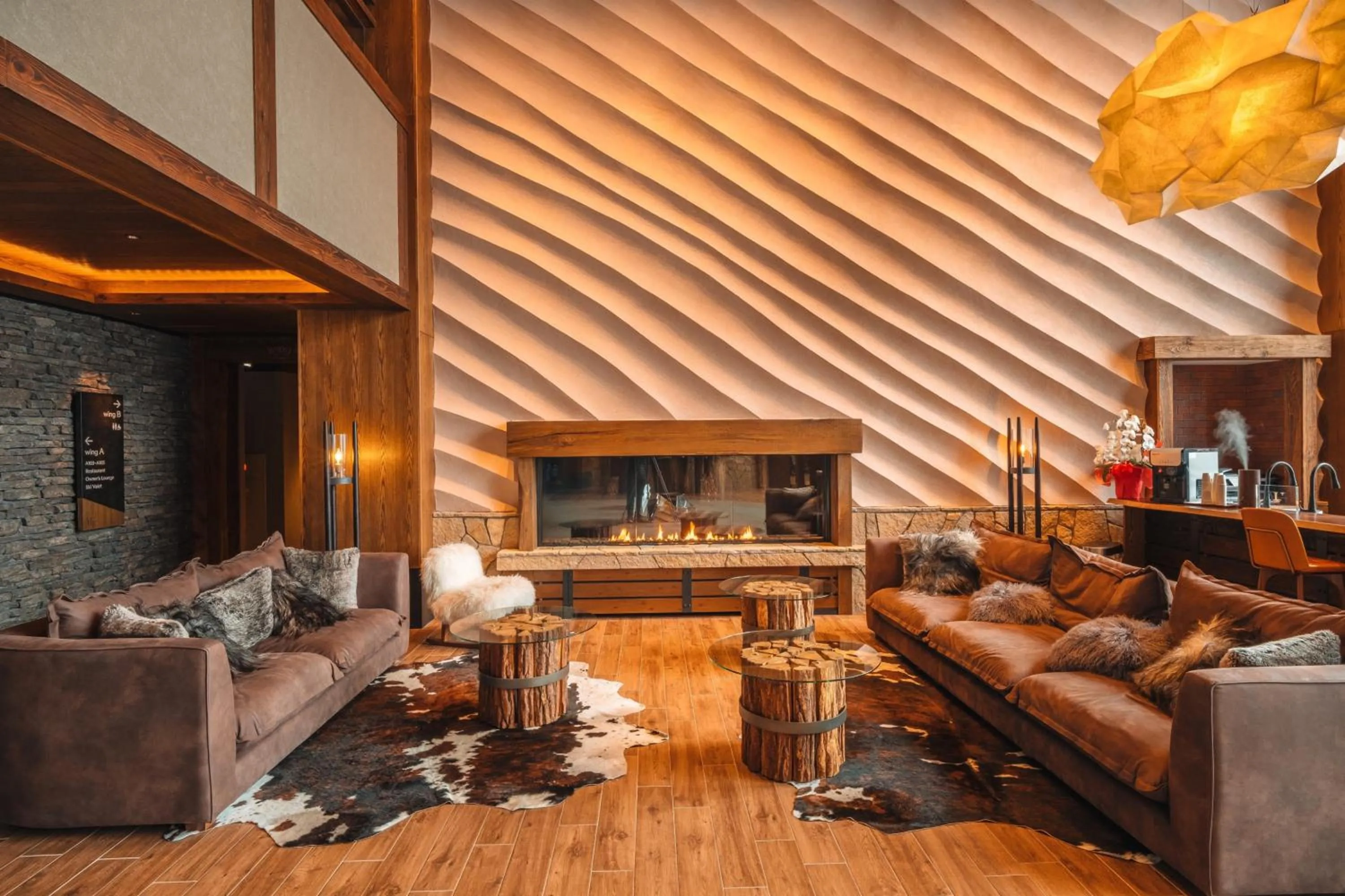 Lobby or reception in Yu Kiroro, Ski-in Ski-out Luxury Residences