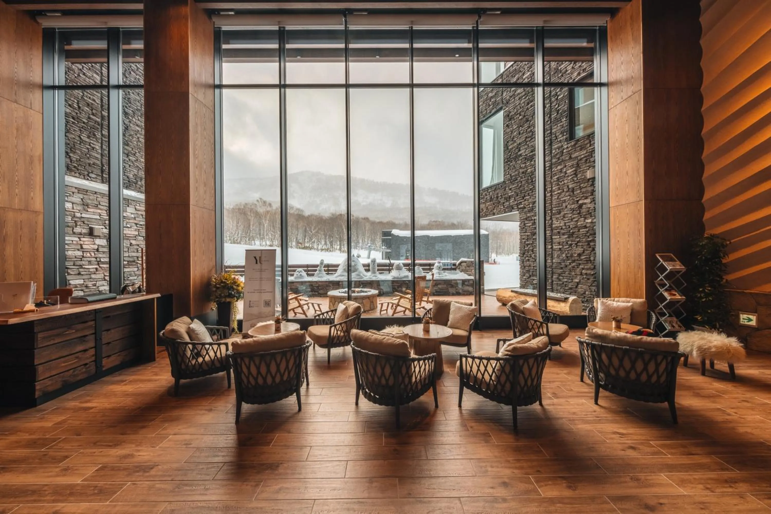 Lobby or reception in Yu Kiroro, Ski-in Ski-out Luxury Residences