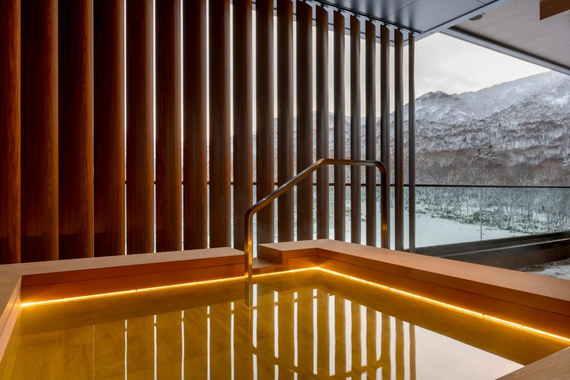 Open Air Bath in Yu Kiroro, Ski-in Ski-out Luxury Residences