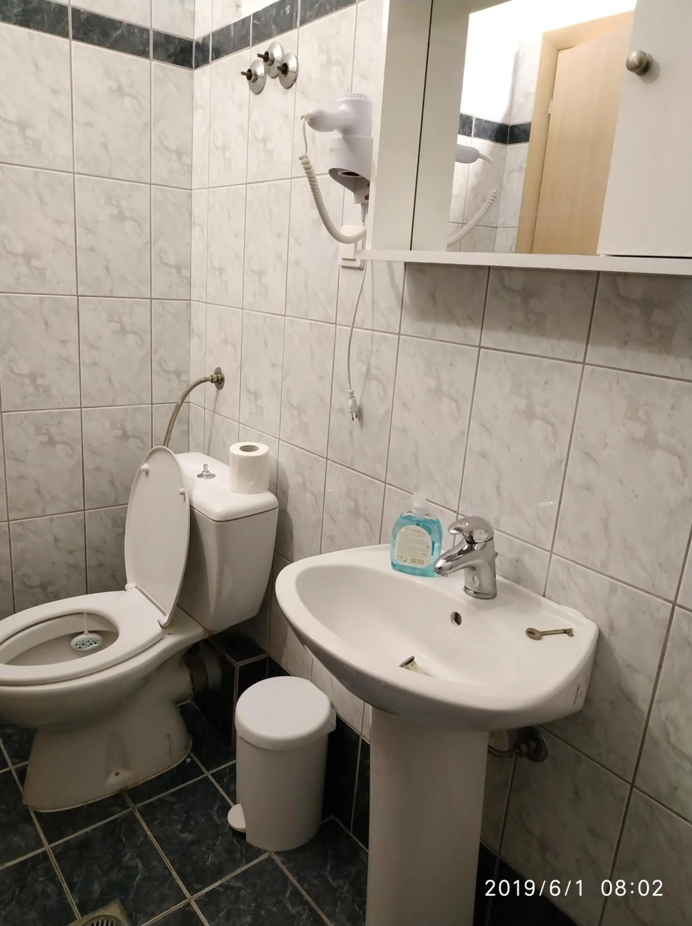 LAZAROS APARTMENTS