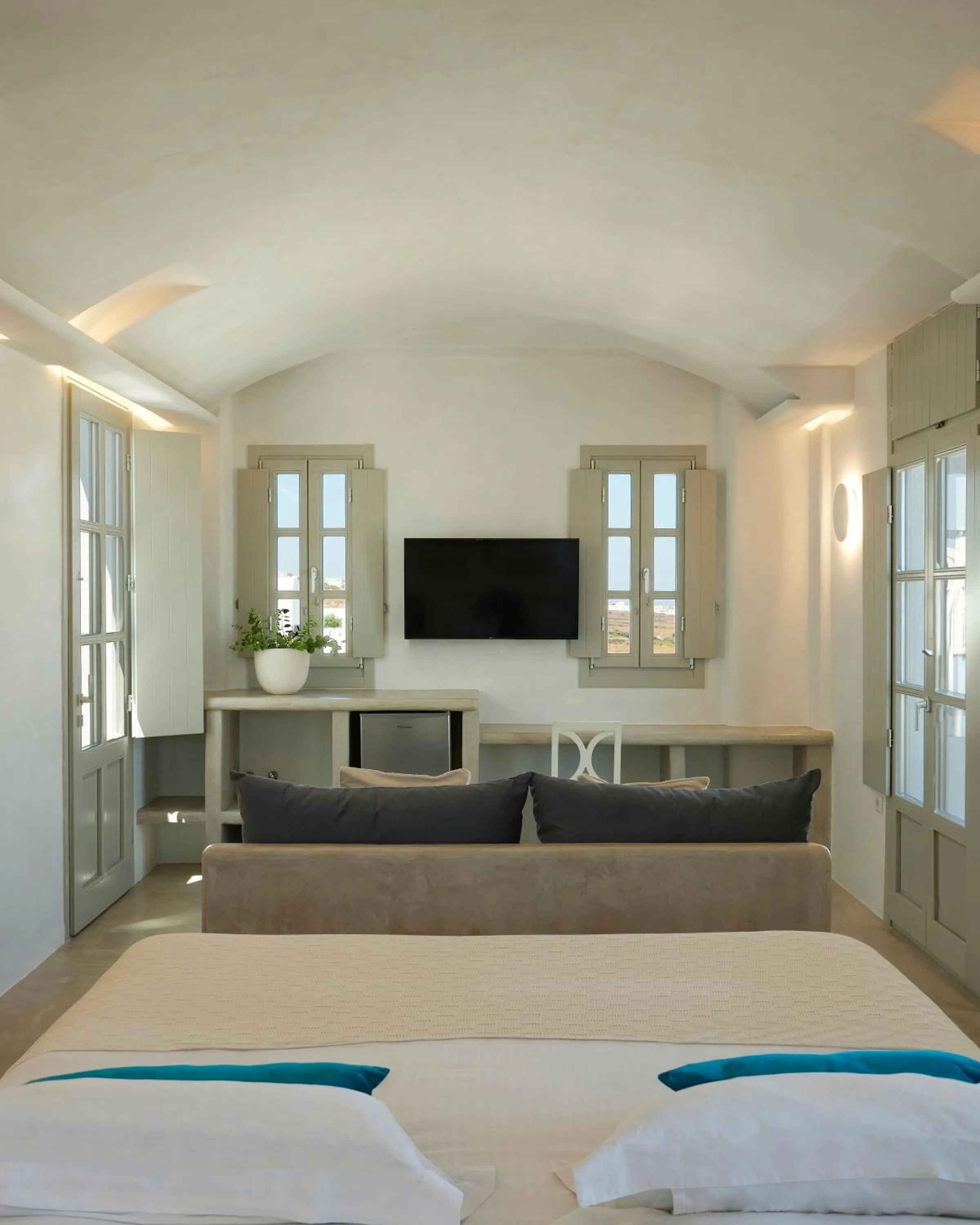 Bedroom, Bed in Danae Suites Santorini